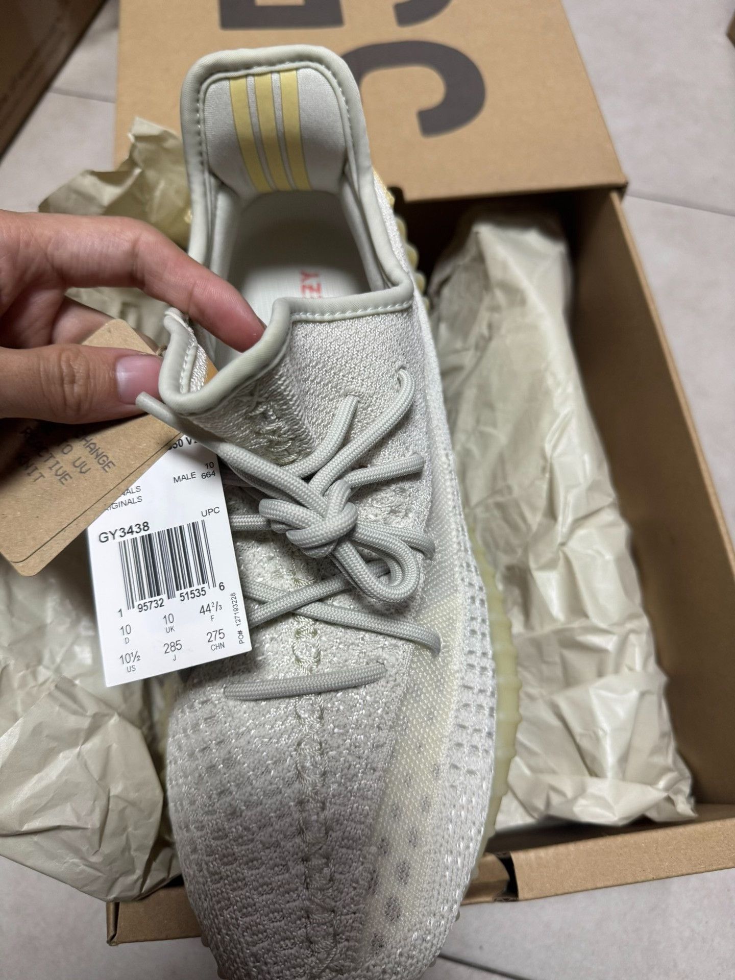 Adidas Adidas Yellow Lowtop Sneakers 35 Men Size US 5 / EU 37 - 8 Thumbnail