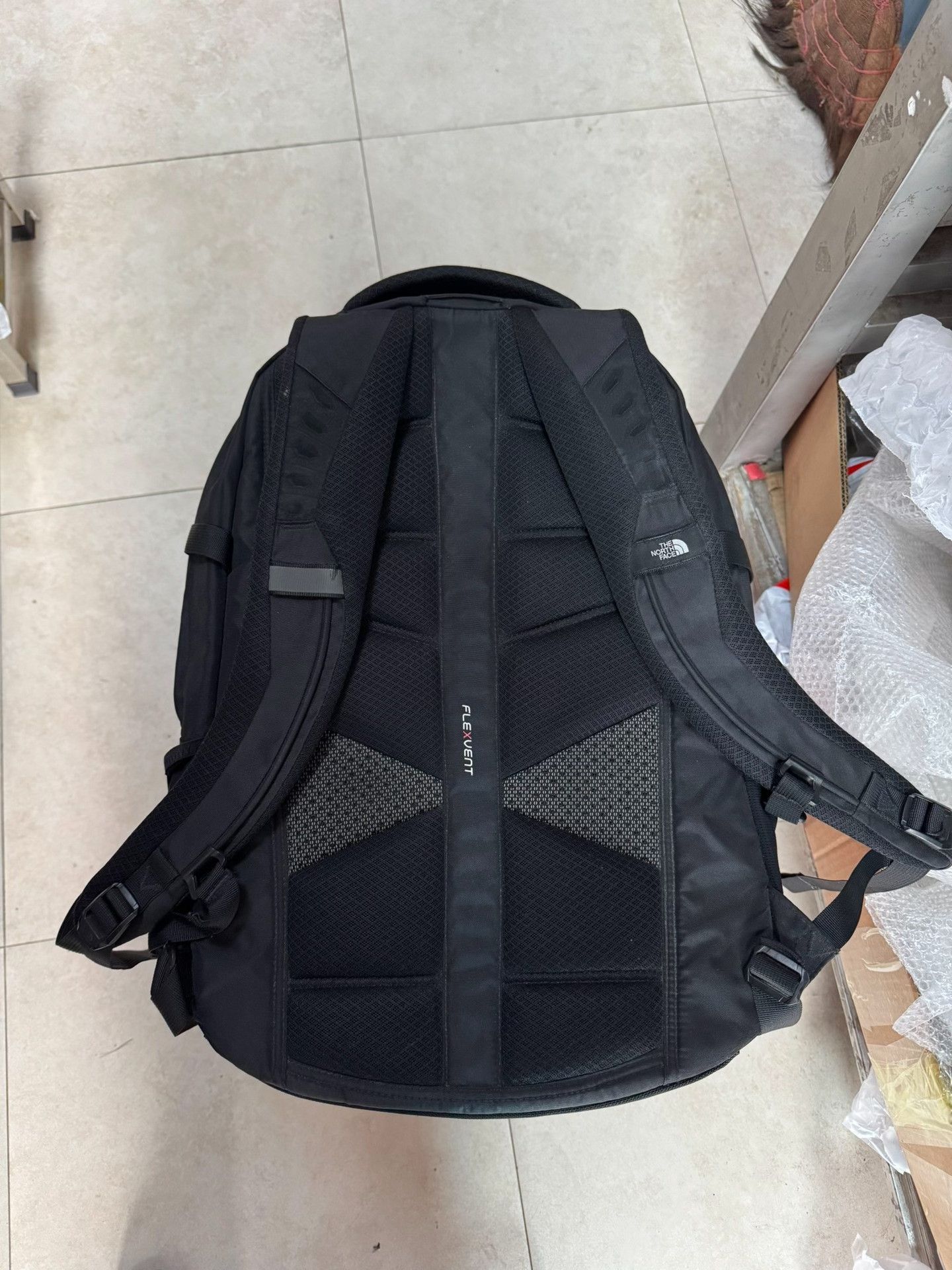The North Face The North Face Casual Black Backpack L Women Size ONE SIZE - 6 Thumbnail