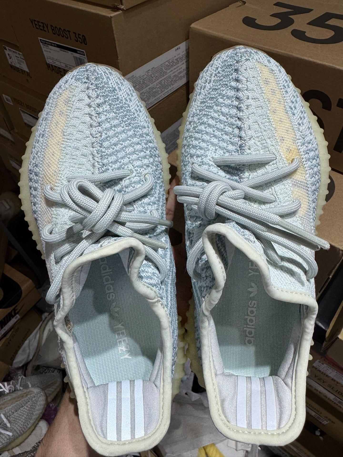 Adidas Adidas YEEZY350 White Lowtop Sneakers 37 Men Size US 5 / EU 37 - 4 Thumbnail
