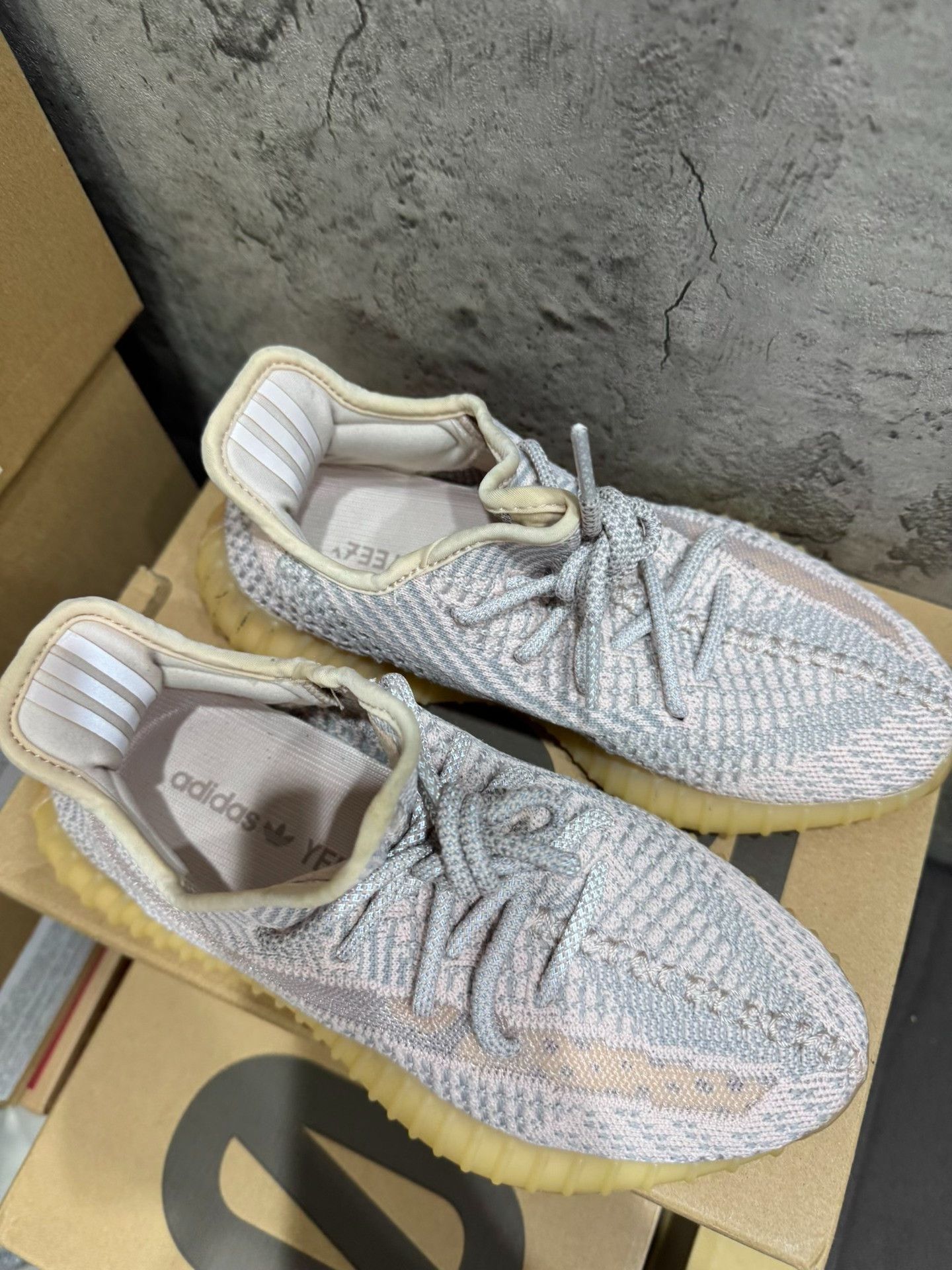 Adidas Adidas YEEZY350 Pink Lowtop Sneakers S Men Size US 10 / EU 43 - 2 Thumbnail