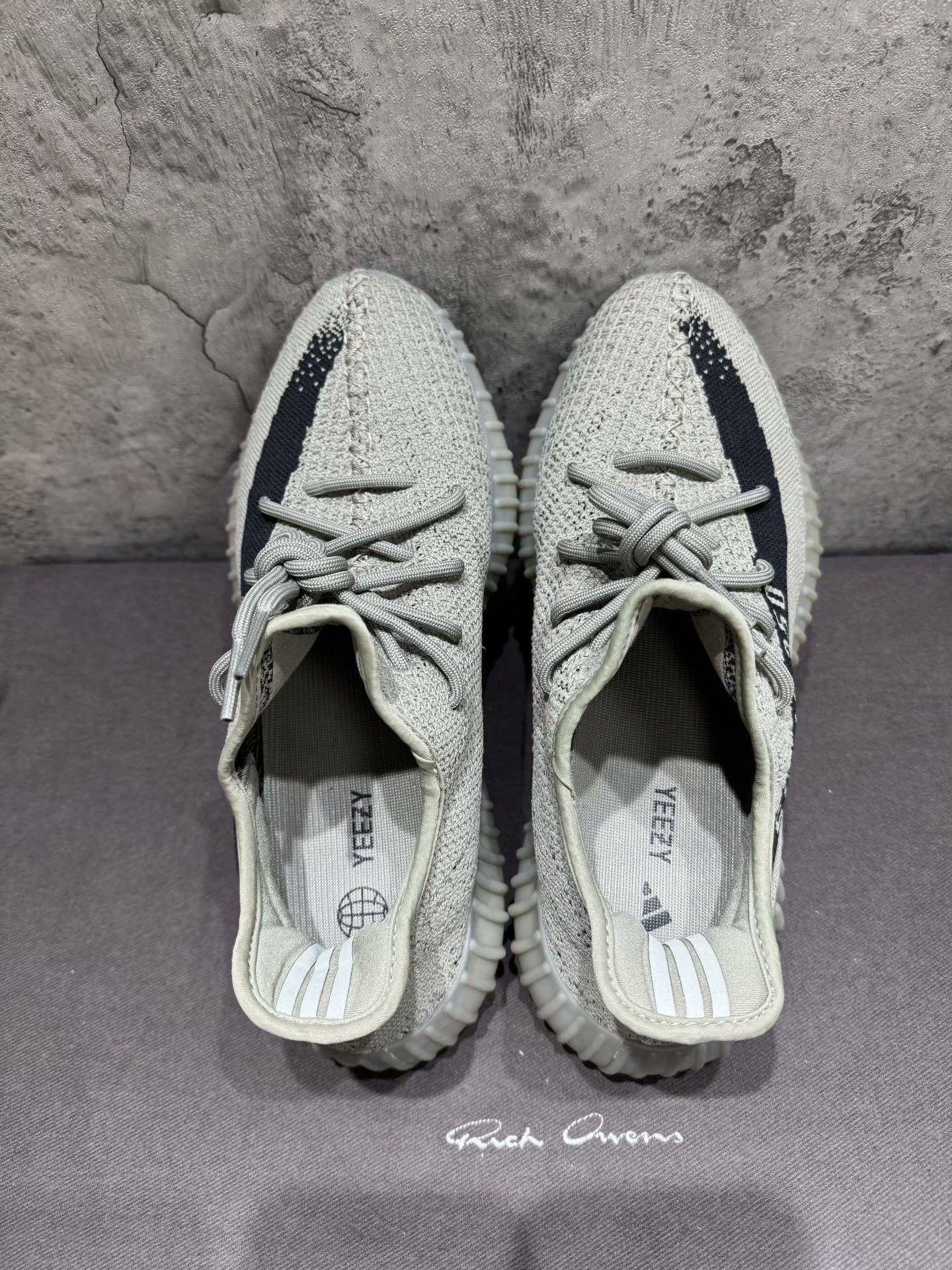 Yeezy Yeezy Multi Lowtop Sneakers 9.5 Men Size US 9.5 / EU 42-43 - 6 Thumbnail