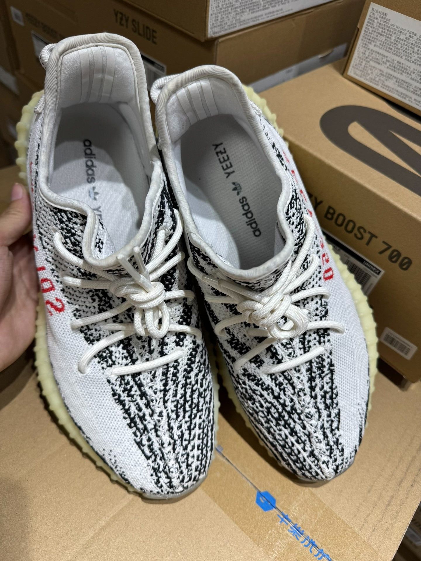 Adidas Adidas YEEZY350 White Lowtop Sneakers 10 Men Size US 10 / EU 43 - 2 Thumbnail