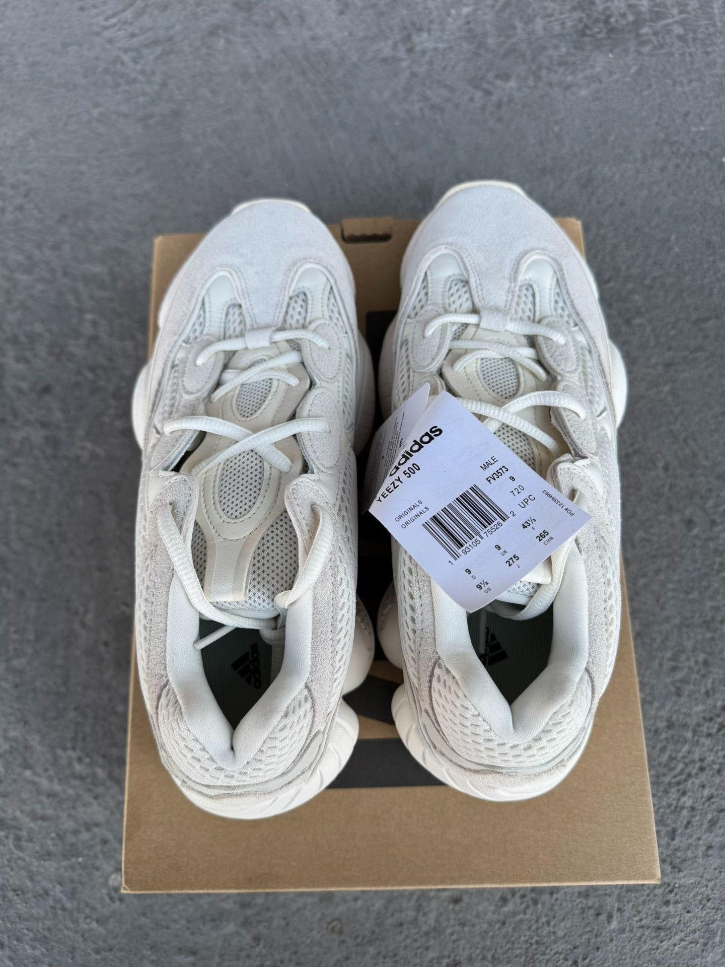 Adidas Adidas YEEZY500 White Lowtop Sneakers 9 Men Size US 9 / EU 42 - 4 Thumbnail