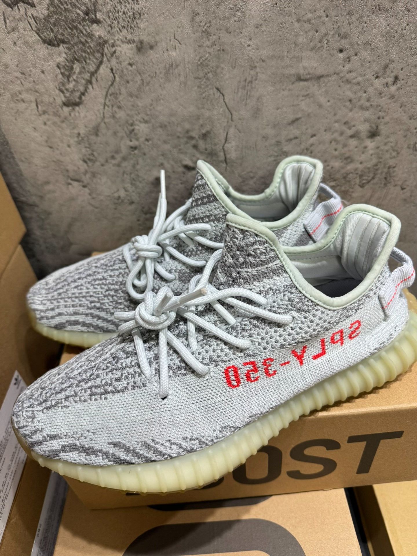 Yeezy Yeezy Blue Lowtop Sneakers 42 Men Size US 9 / EU 42 - 8 Thumbnail