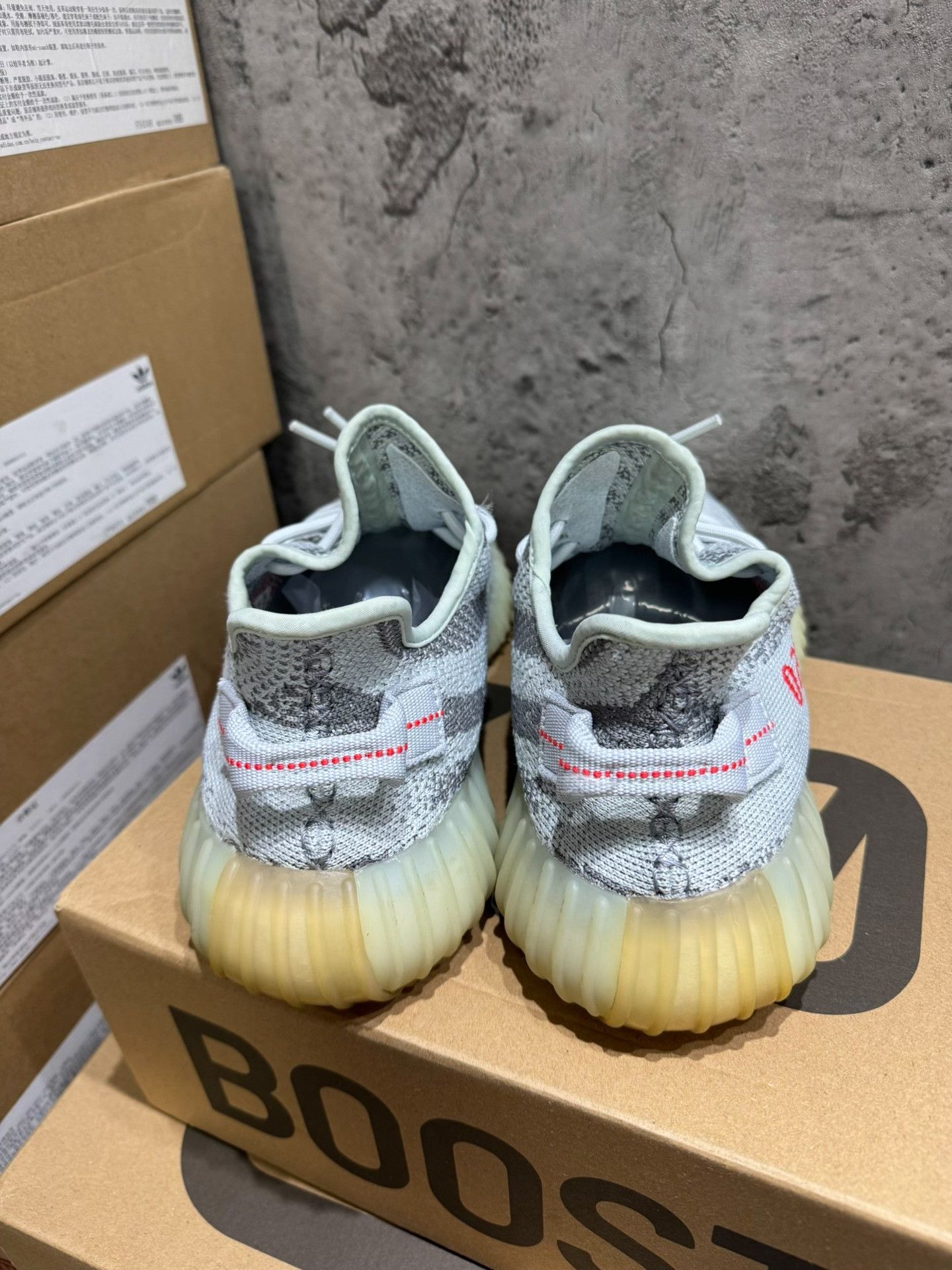 Yeezy Yeezy Blue Lowtop Sneakers 42 Men Size US 9 / EU 42 - 3 Thumbnail