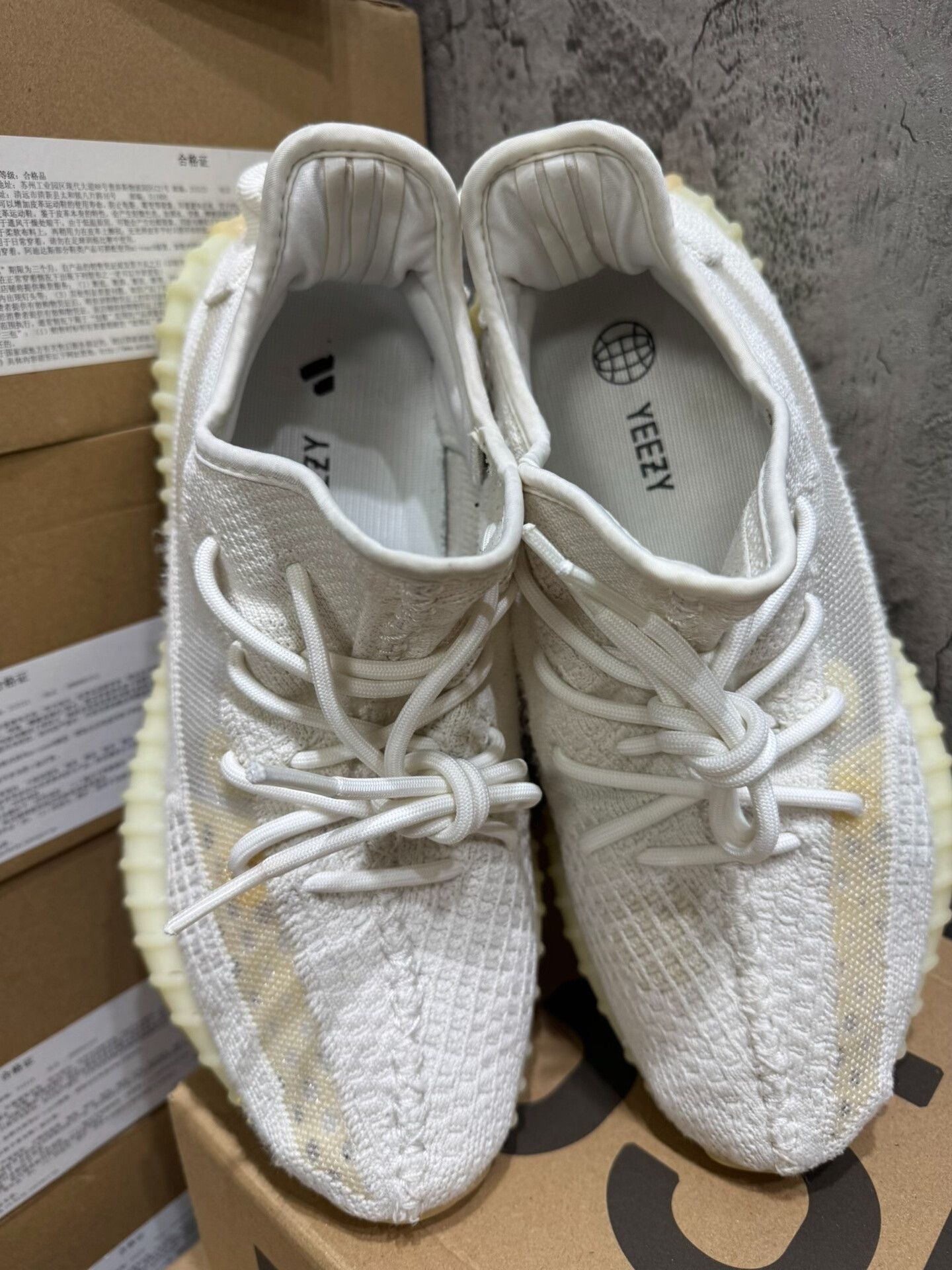 Adidas Adidas YEEZY350 White Lowtop Sneakers 9 Men Size US 9 / EU 42 - 9 Thumbnail