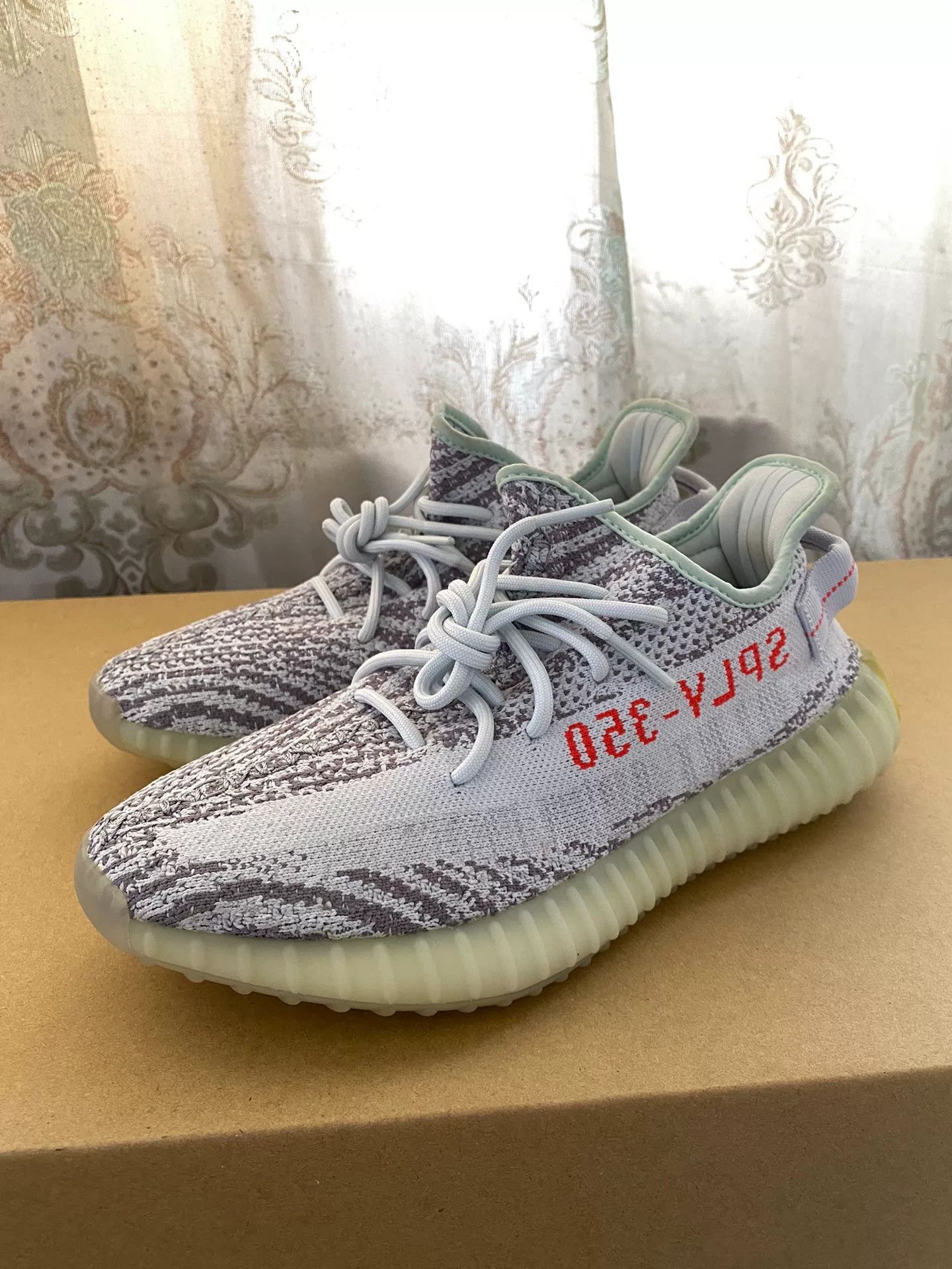 Yeezy Yeezy Blue Lowtop Sneakers 42 Men Size US 9 / EU 42 - 2 Thumbnail