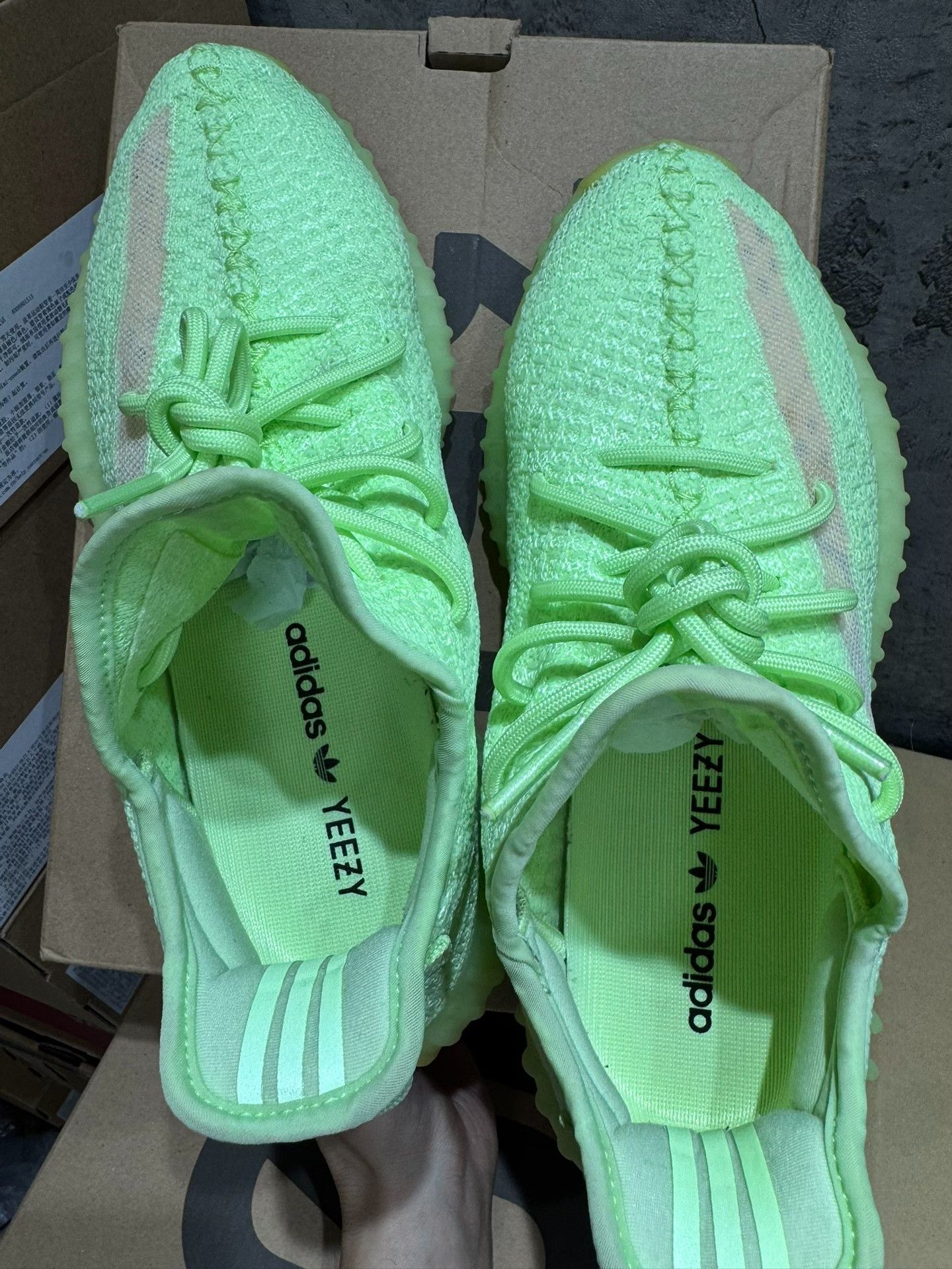 Adidas Adidas YEEZY350 Glow Green Lowtop Sneakers 40 Men Size US 7.5 / EU 40-41 - 2 Thumbnail