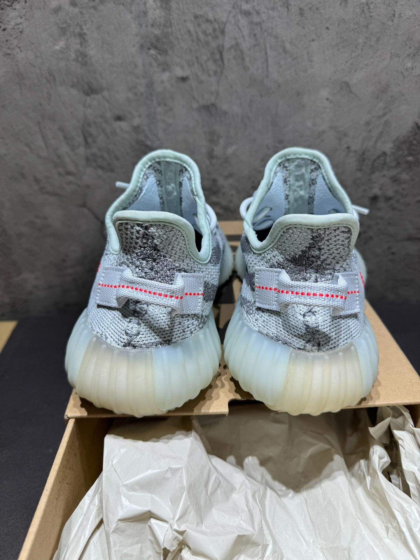 Yeezy Yeezy Blue Lowtop Sneakers 38 Men Size US 6 / EU 39 - 4 Thumbnail