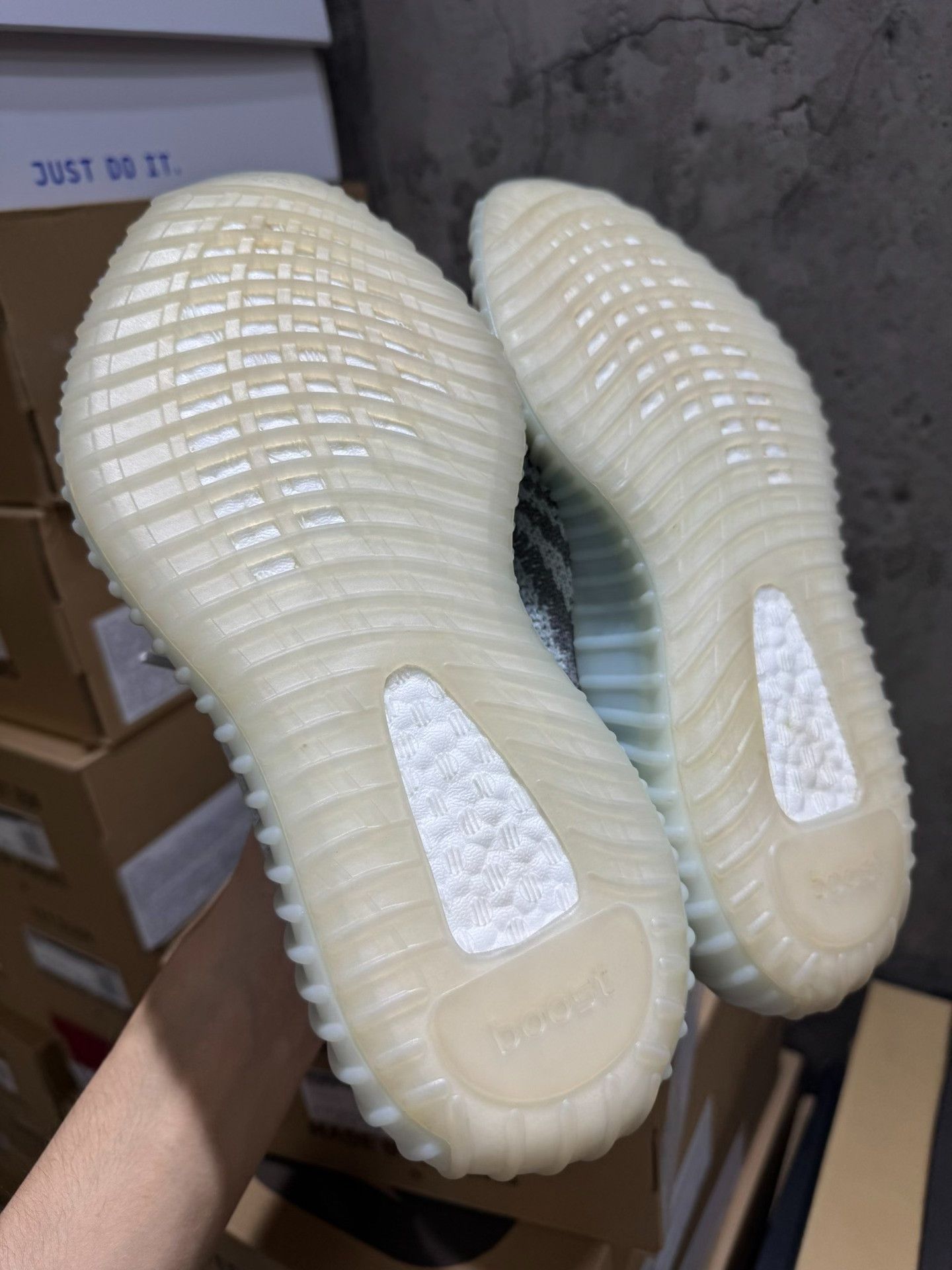 Yeezy Yeezy Blue Lowtop Sneakers 38 Men Size US 6 / EU 39 - 7 Thumbnail
