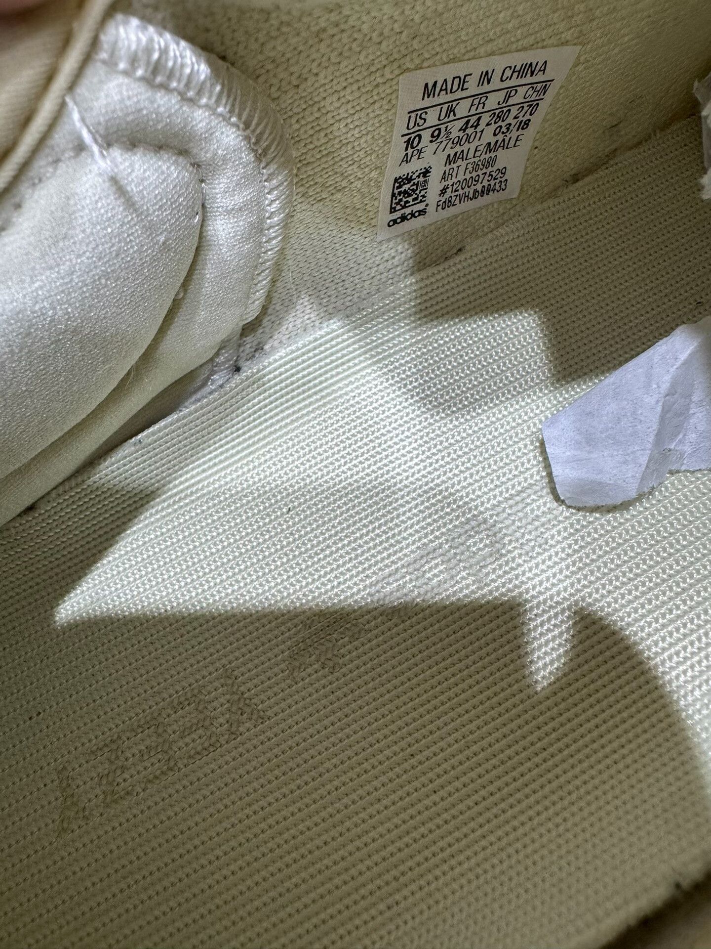 Adidas Adidas YEEZY350 Yellow Lowtop Sneakers 9.5 Men Size US 9.5 / EU 42-43 - 4 Thumbnail