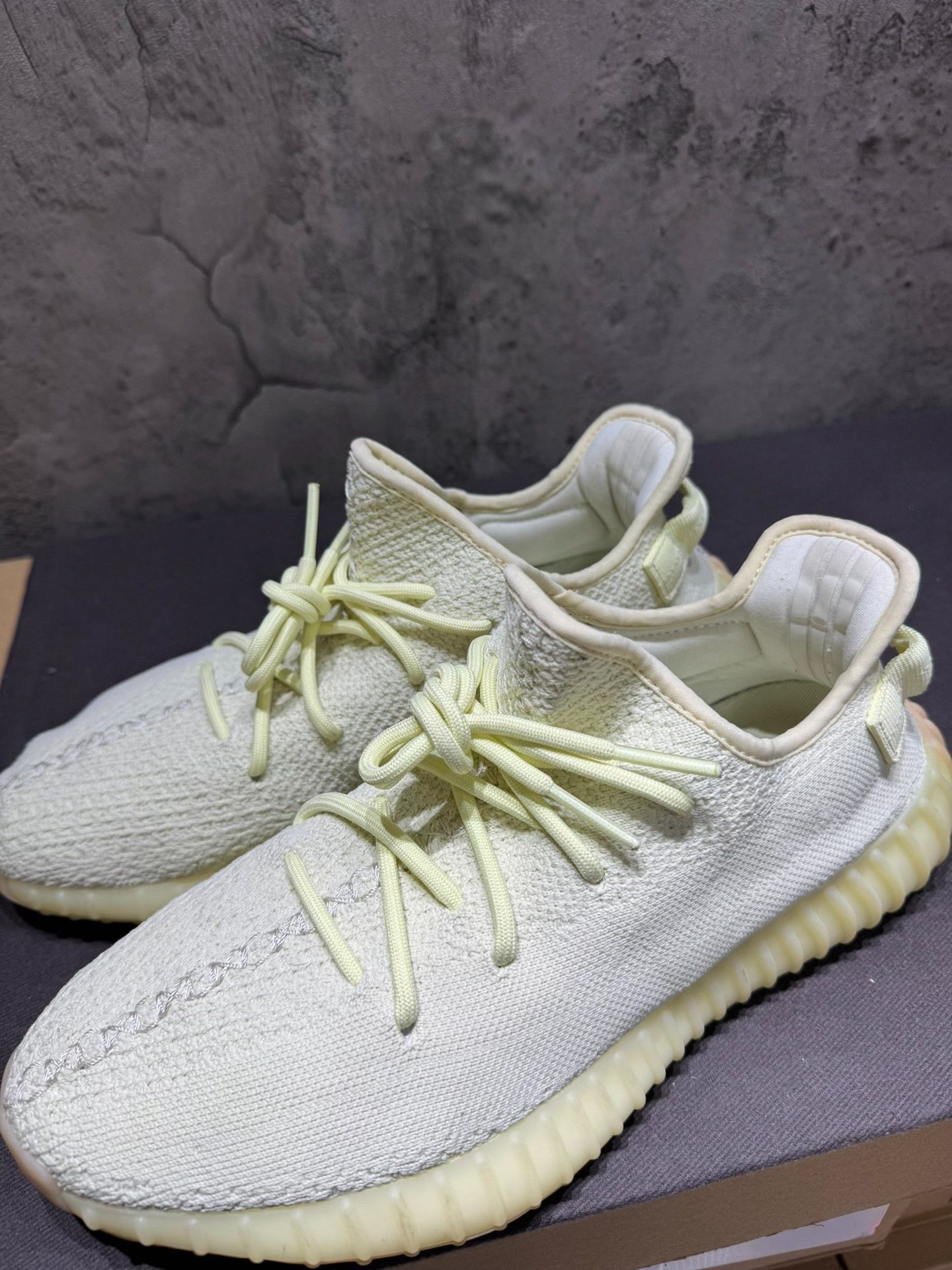 Adidas Adidas YEEZY350 Yellow Lowtop Sneakers 9.5 Men Size US 9.5 / EU 42-43 - 6 Thumbnail