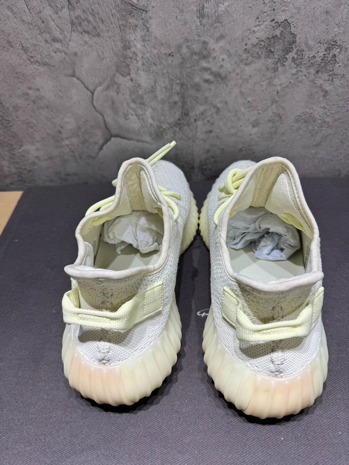 Adidas Adidas YEEZY350 Yellow Lowtop Sneakers 10.5 Men Size US 10.5 / EU 43-44 - 3 Thumbnail