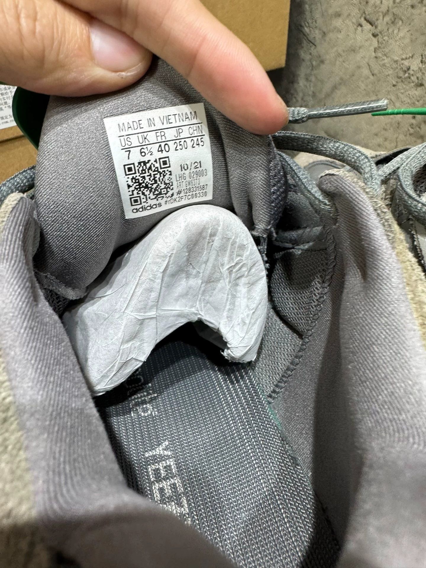 Yeezy Yeezy Gray Lowtop Sneakers 40 Men Size US 7.5 / EU 40-41 - 7 Thumbnail