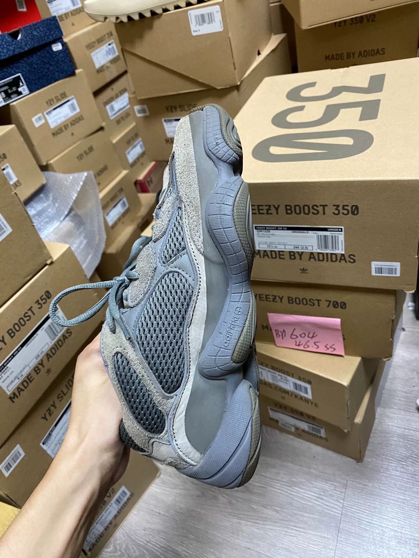 Yeezy Yeezy Gray Lowtop Sneakers 40 Men Size US 7.5 / EU 40-41 - 3 Thumbnail