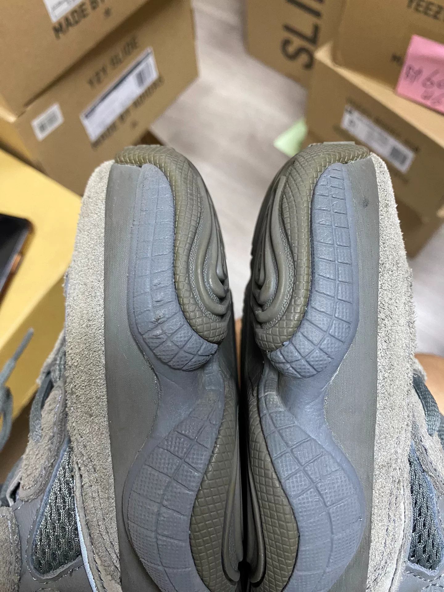 Yeezy Yeezy Gray Lowtop Sneakers 40 Men Size US 7.5 / EU 40-41 - 8 Thumbnail