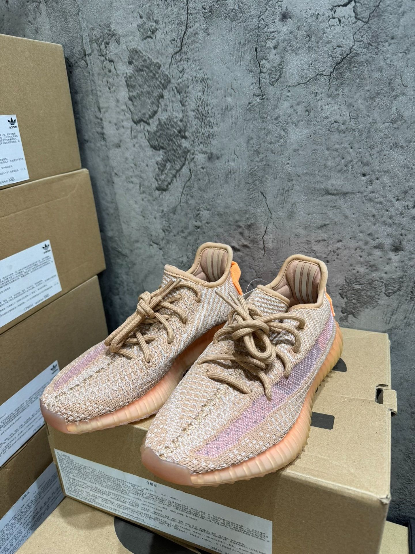Yeezy Yeezy Limited Lowtop Sneakers 36 Men Size US 5 / EU 37 - 8 Thumbnail