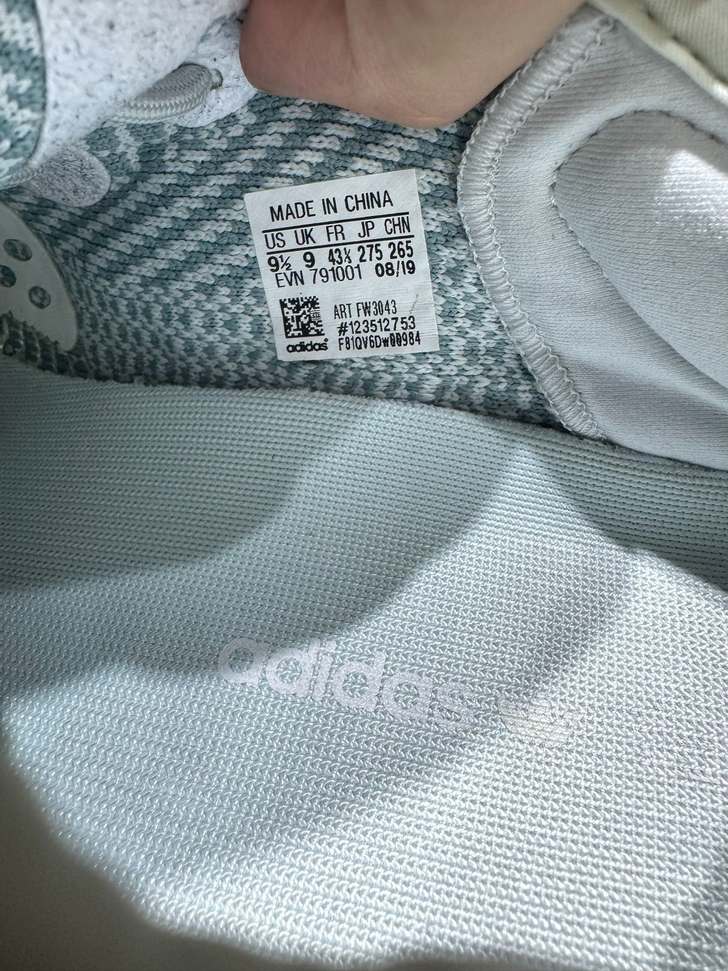 Adidas Adidas YEEZY350 White Lowtop Sneakers 9 Men Size US 9 / EU 42 - 4 Thumbnail