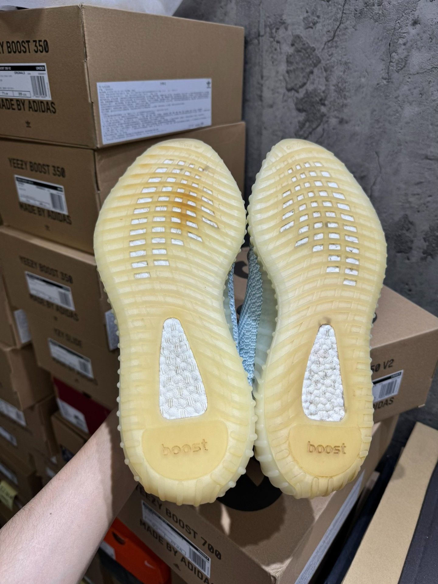 Adidas Adidas YEEZY350 White Lowtop Sneakers 9 Men Size US 9 / EU 42 - 7 Thumbnail