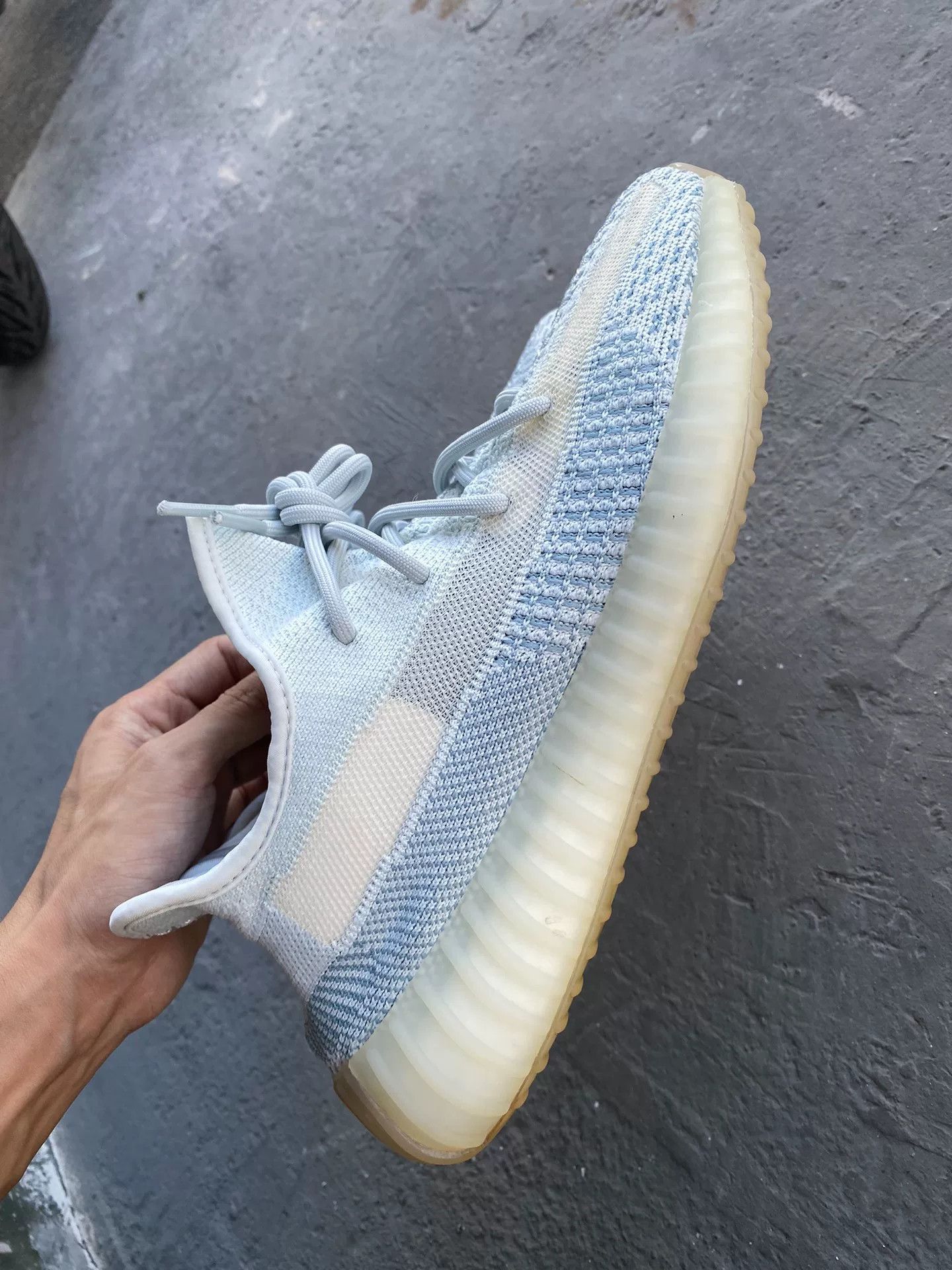 Adidas Adidas YEEZY350 White Lowtop Sneakers 9 Men Size US 9 / EU 42 - 4 Thumbnail