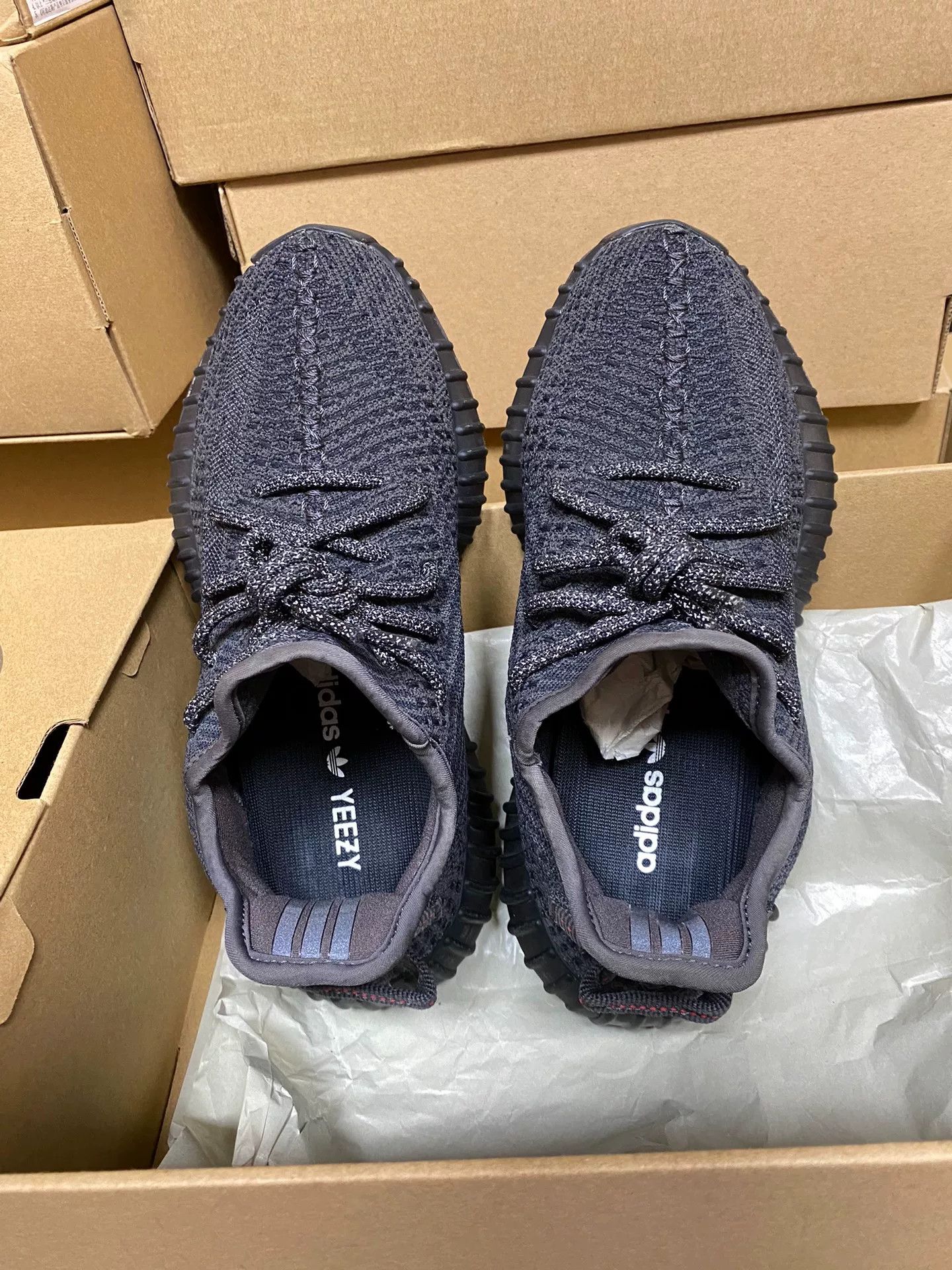 Adidas Adidas YEEZY350 Black Lowtop Sneakers 37 Women Size US 6.5 / IT 36.5 - 7 Thumbnail