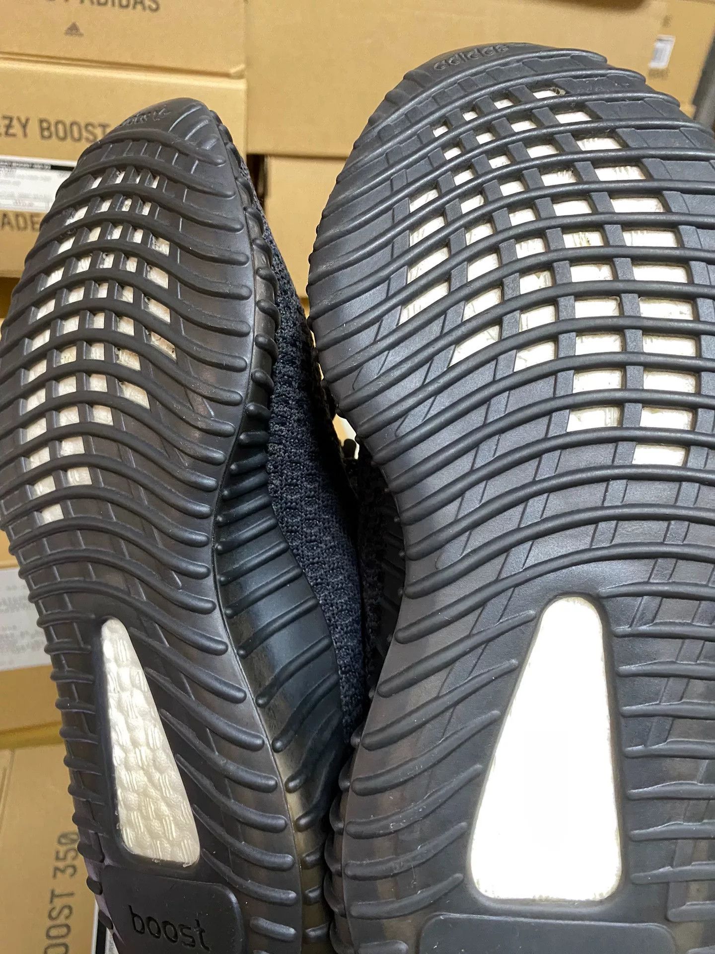 Adidas Adidas YEEZY350 Black Lowtop Sneakers 37 Women Size US 6.5 / IT 36.5 - 8 Thumbnail