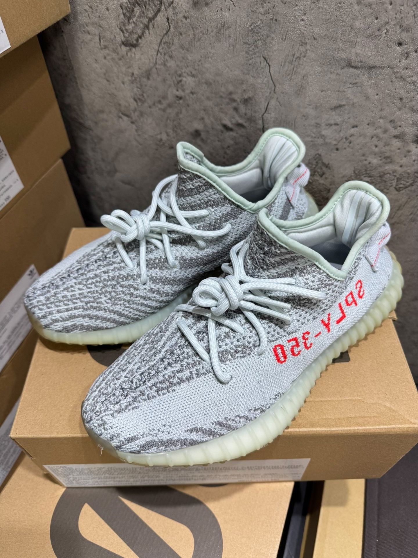 Yeezy Yeezy Blue Lowtop Sneakers 40 Men Size US 7.5 / EU 40-41 - 3 Thumbnail