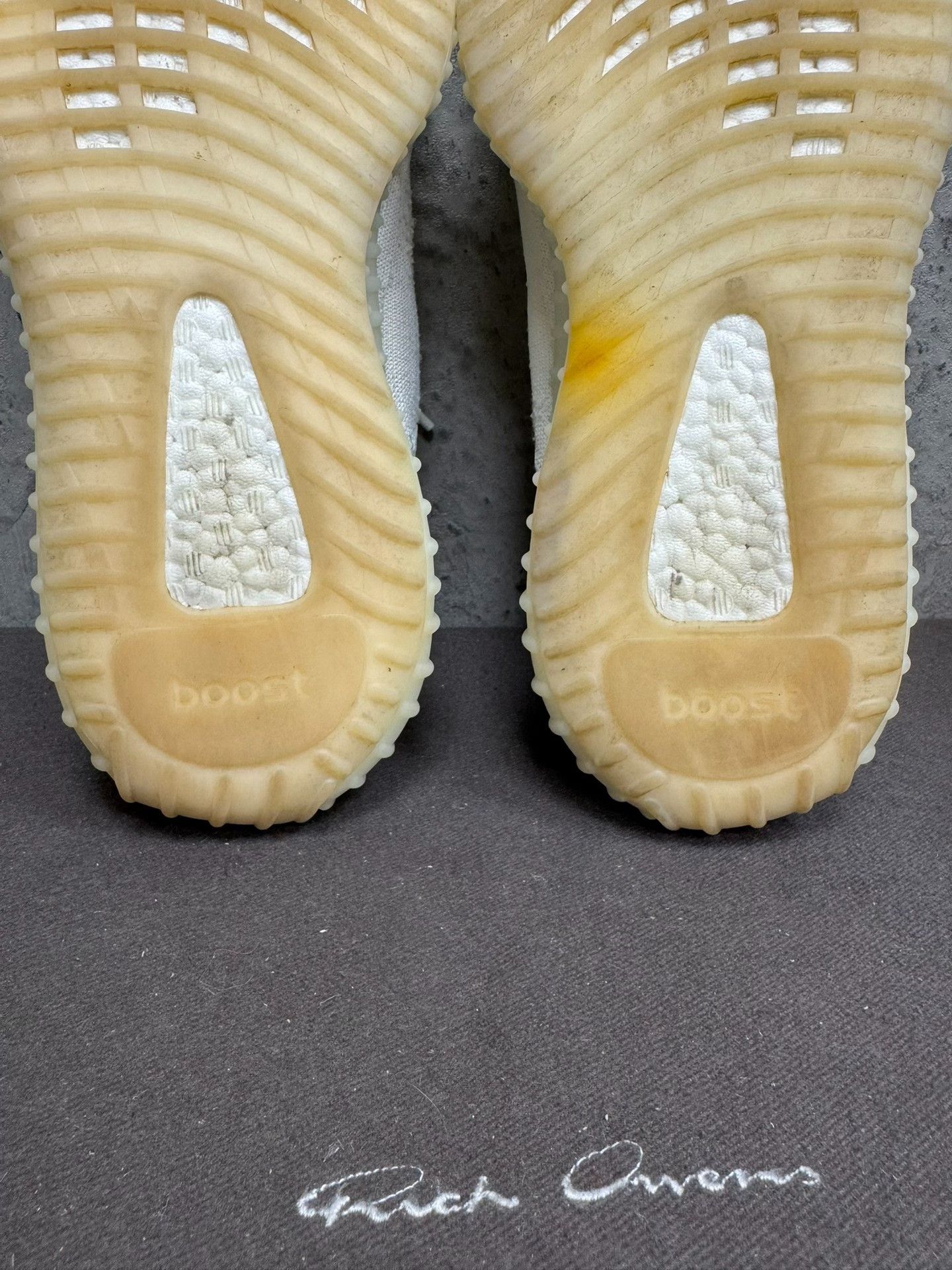 Adidas Adidas YEEZY350 White Lowtop Sneakers 35 Men Size US 5 / EU 37 - 6 Thumbnail