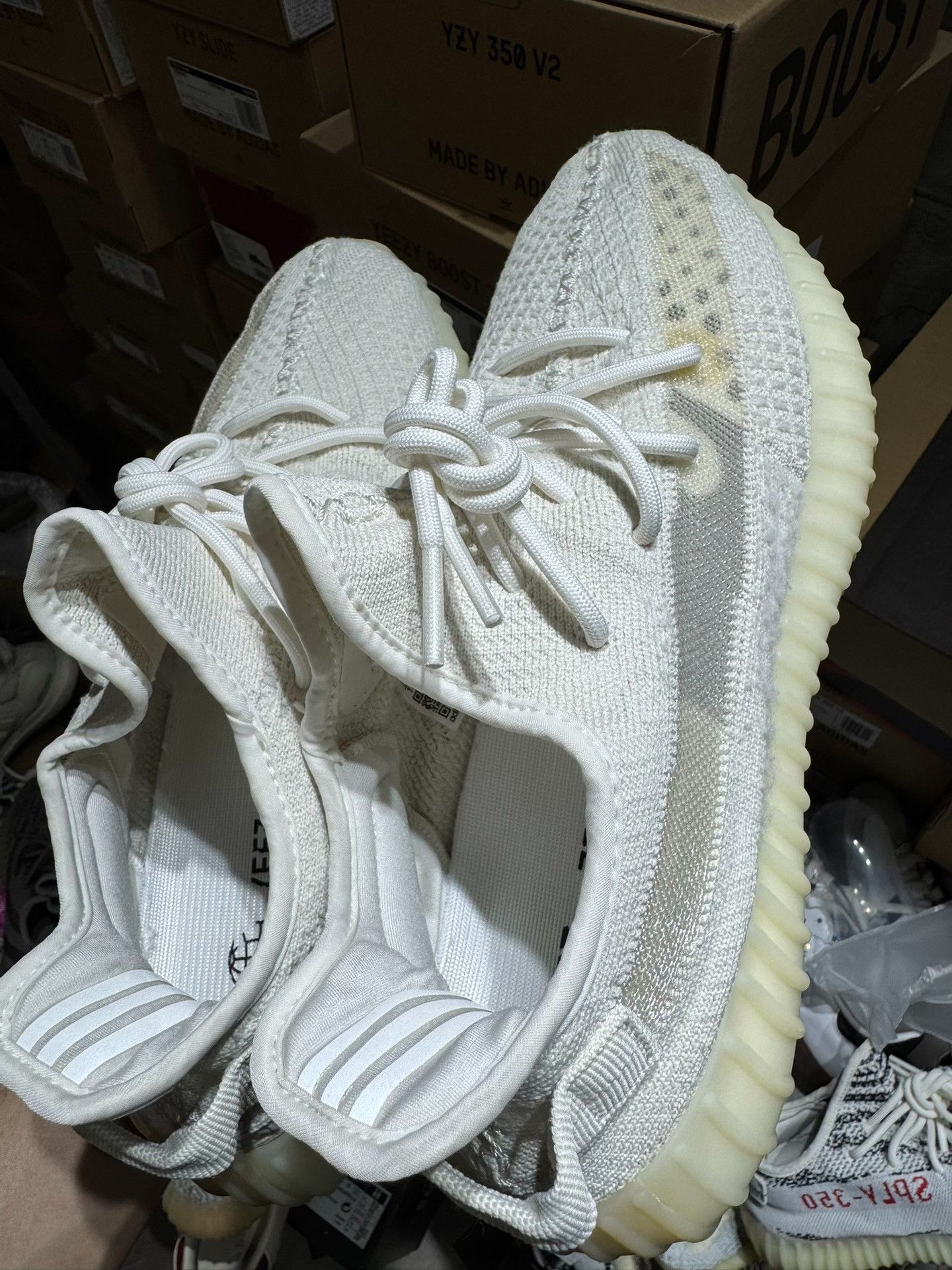 Adidas Adidas YEEZY350 White Lowtop Sneakers 10.5 Men Size US 10.5 / EU 43-44 - 4 Thumbnail