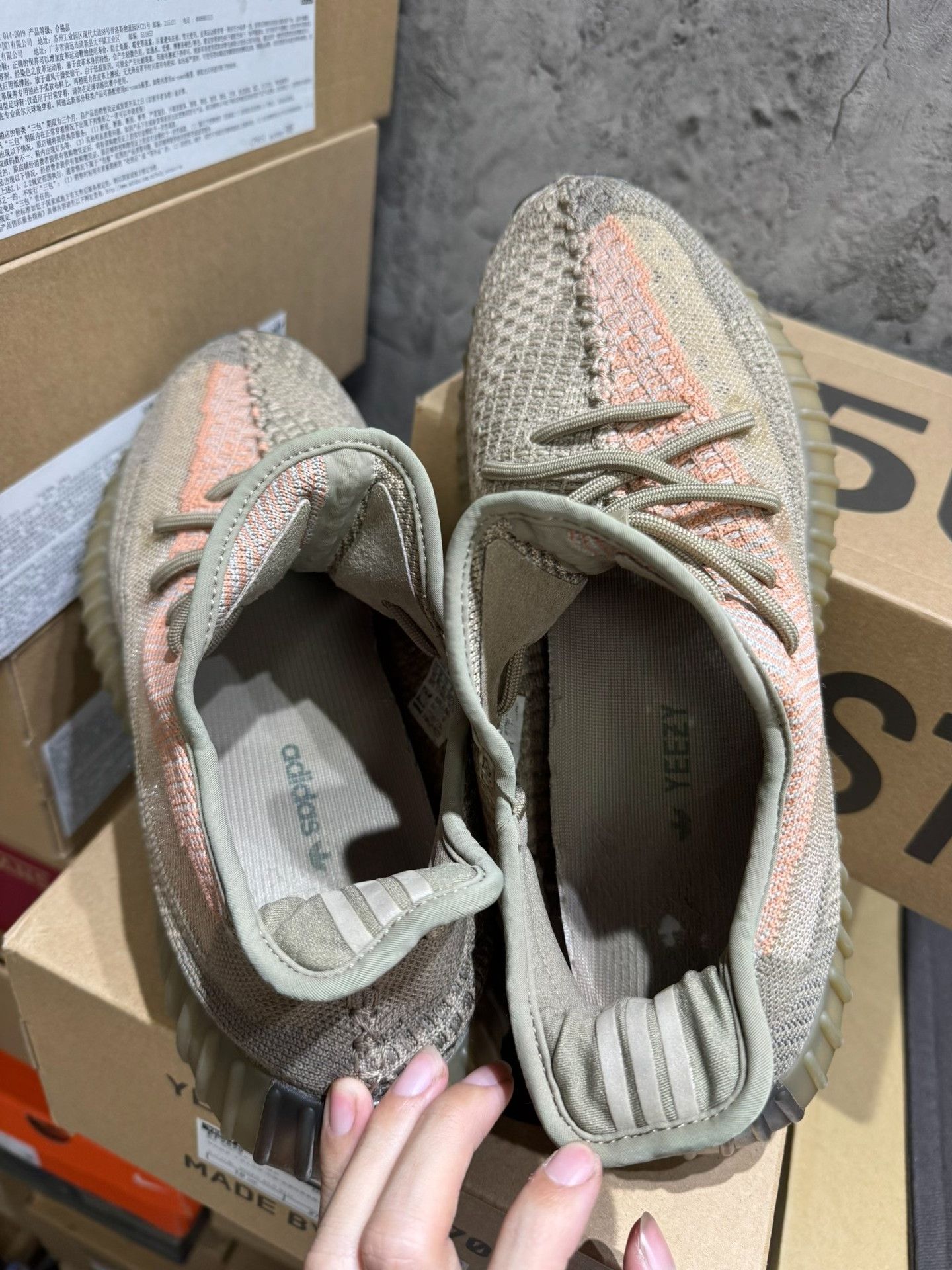 Adidas Adidas YEEZY350 Orange Lowtop Sneakers S Men Size US 10 / EU 43 - 9 Thumbnail