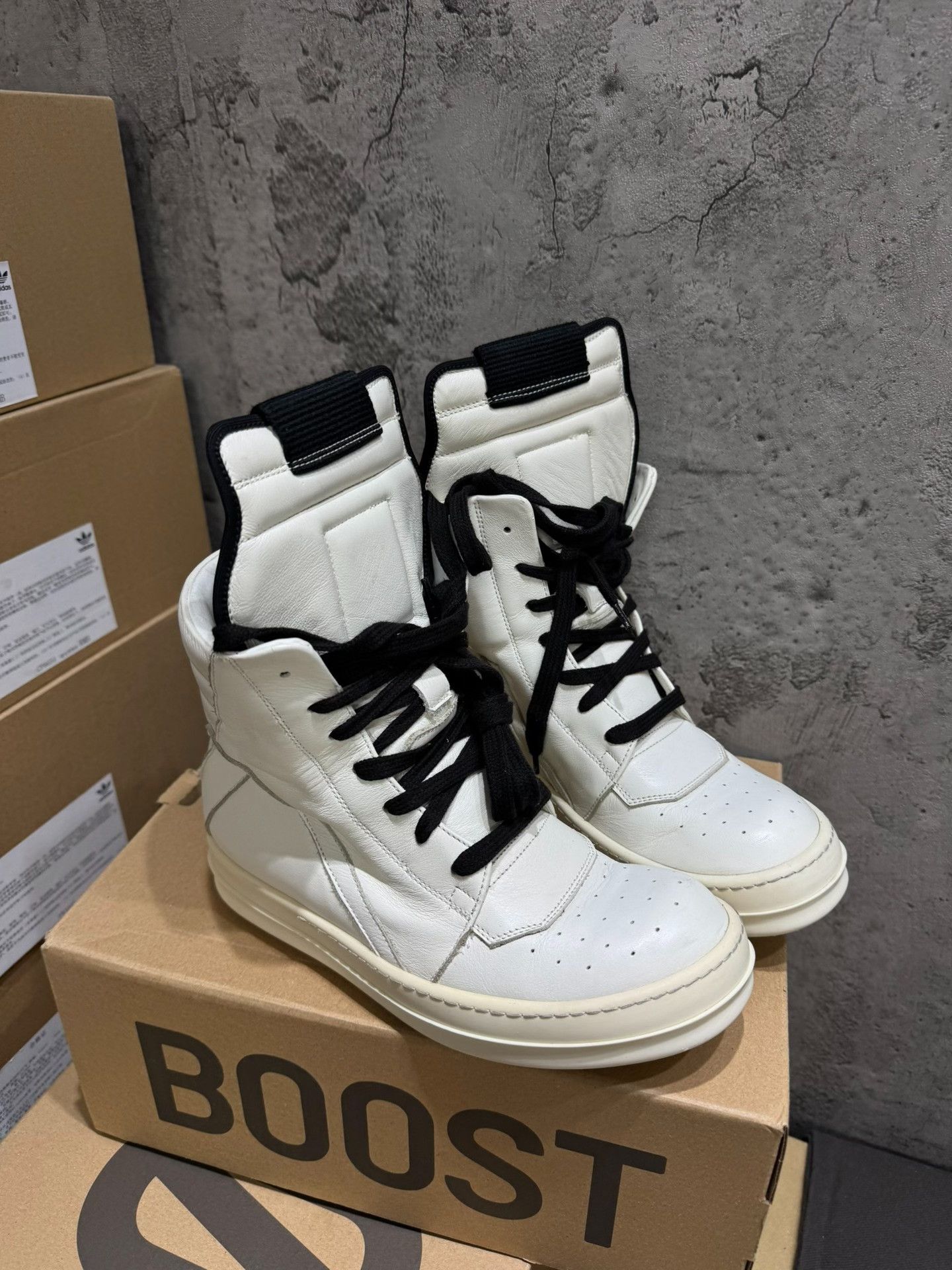 Rick Owens Rick Owens White Hitop Sneakers 35 Women Size US 5 / IT 35 - 4 Thumbnail