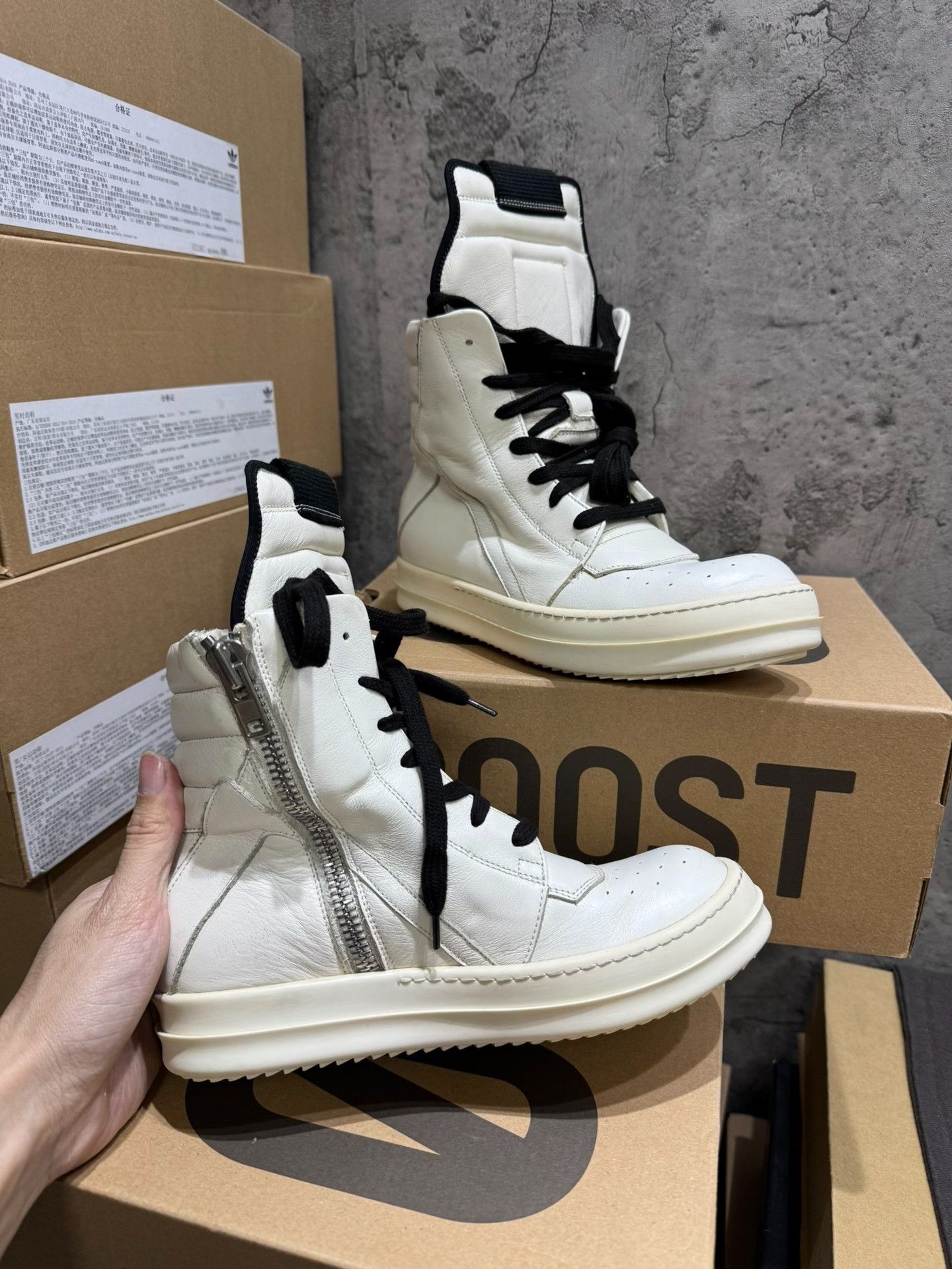 Rick Owens Rick Owens White Hitop Sneakers 35 Women Size US 5 / IT 35 - 3 Thumbnail