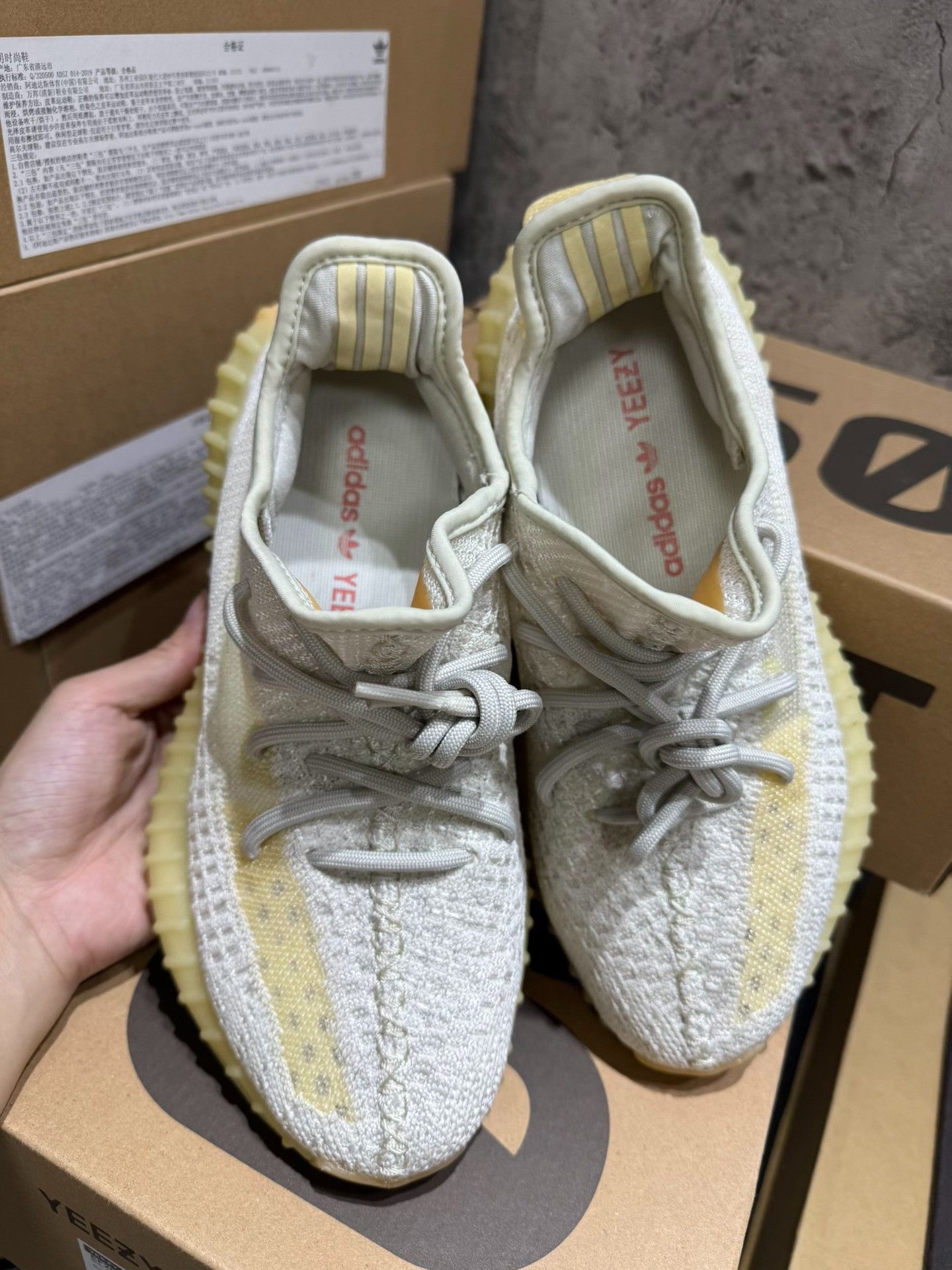 Yeezy Yeezy Yellow Lowtop Sneakers 40 Men Size US 7.5 / EU 40-41 - 4 Thumbnail