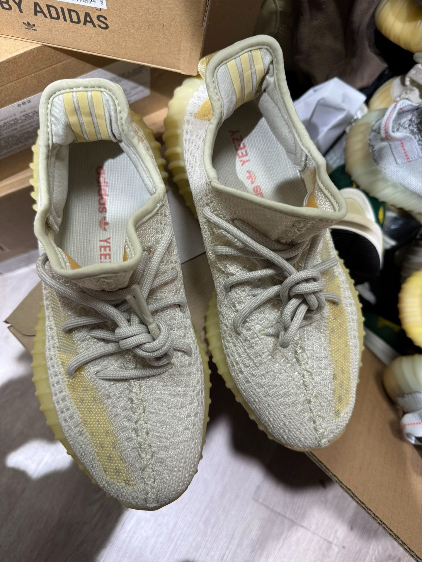 Yeezy Yeezy Yellow Lowtop Sneakers 40 Men Size US 7.5 / EU 40-41 - 3 Thumbnail