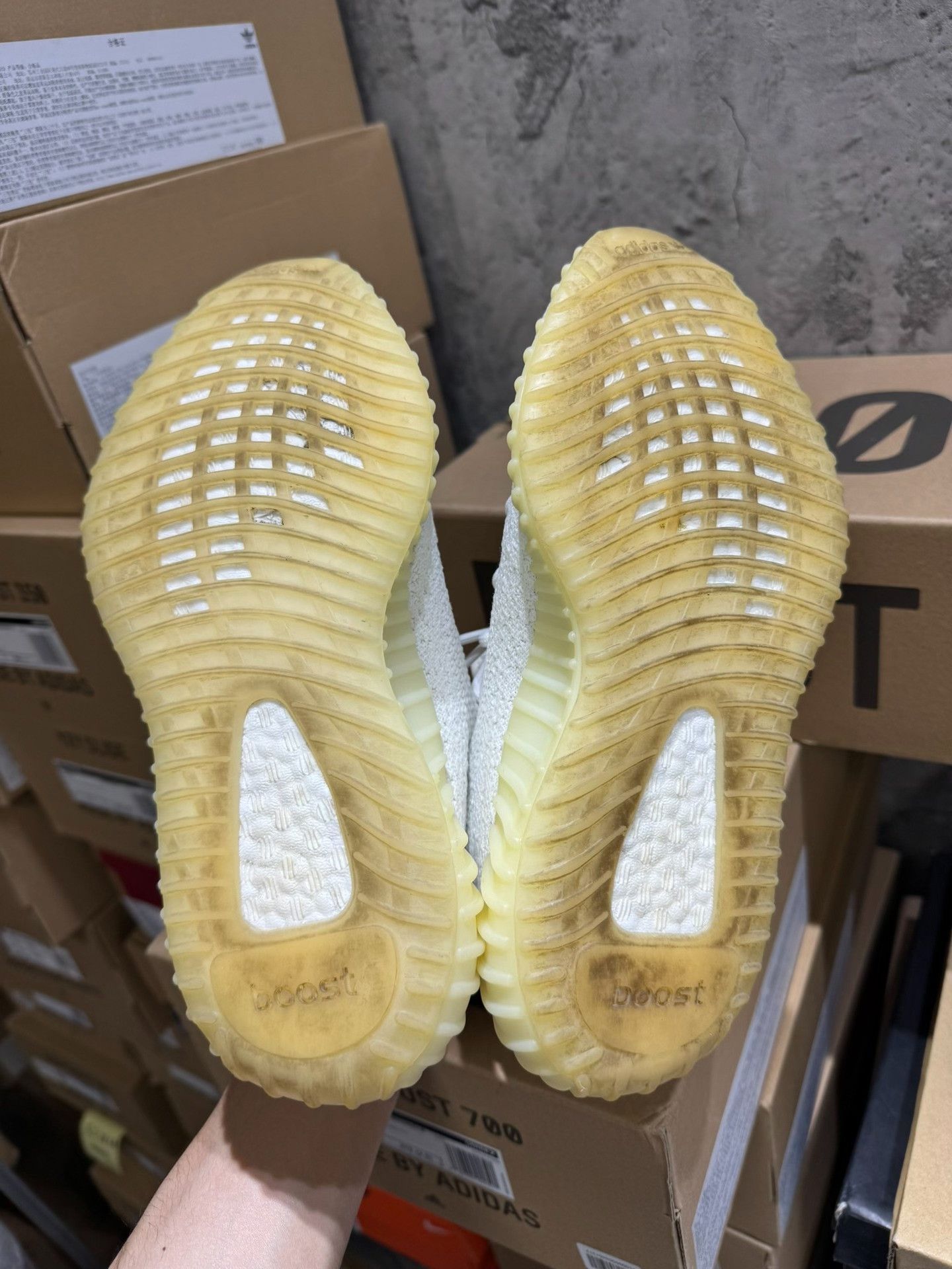Adidas Adidas YEEZY350 White Lowtop Sneakers 37 Men Size US 5 / EU 37 - 4 Thumbnail