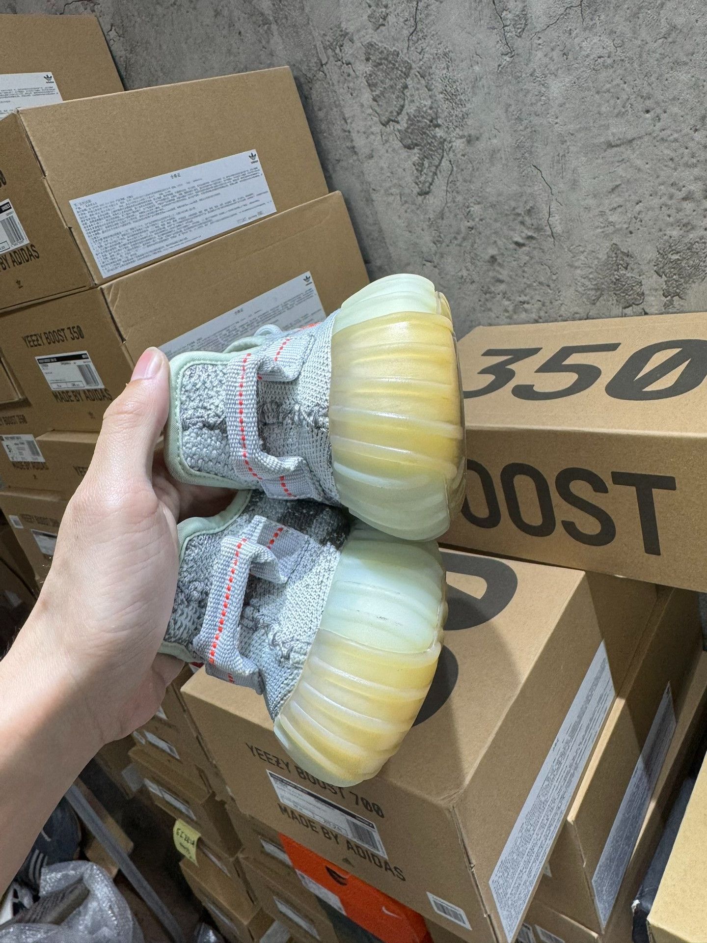 Yeezy Yeezy Blue Lowtop Sneakers 36 Men Size US 5 / EU 37 - 8 Thumbnail
