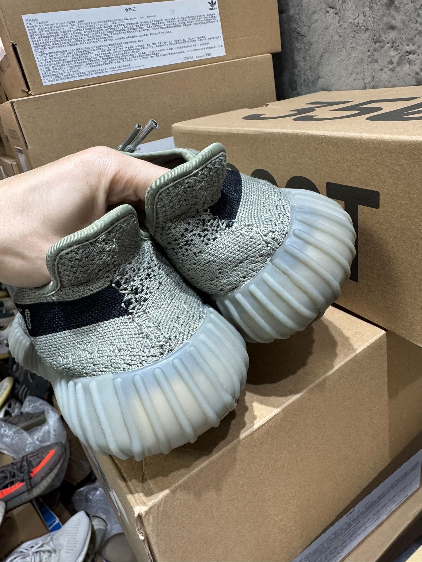 Yeezy Yeezy Multi Lowtop Sneakers 38 Men Size US 6 / EU 39 - 6 Thumbnail