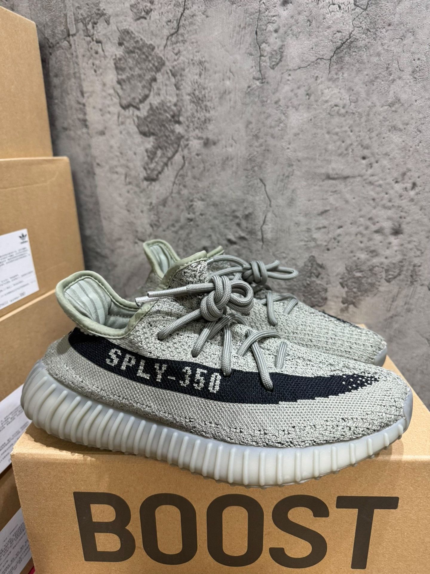 Yeezy Yeezy Multi Lowtop Sneakers 38 Men Size US 6 / EU 39 - 2 Thumbnail