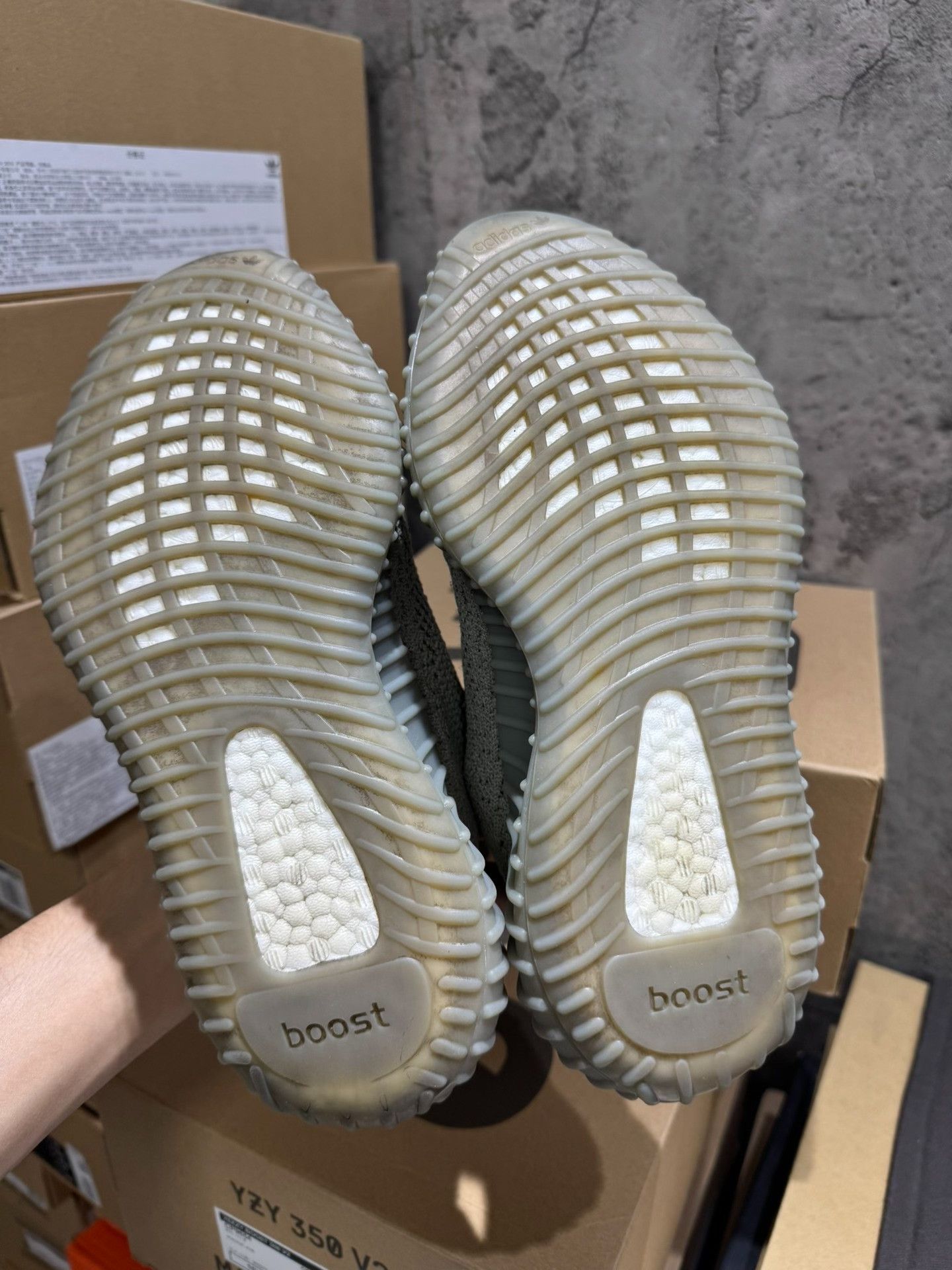 Yeezy Yeezy Multi Lowtop Sneakers 38 Men Size US 6 / EU 39 - 4 Thumbnail