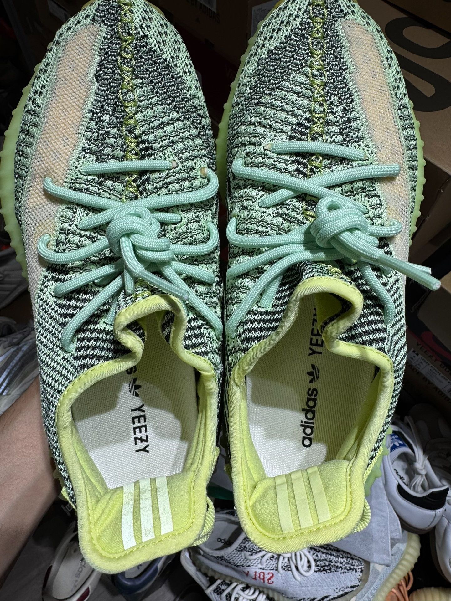 Adidas Adidas YEEZY350 Green Lowtop Sneakers 9 Men Size US 9 / EU 42 - 8 Thumbnail