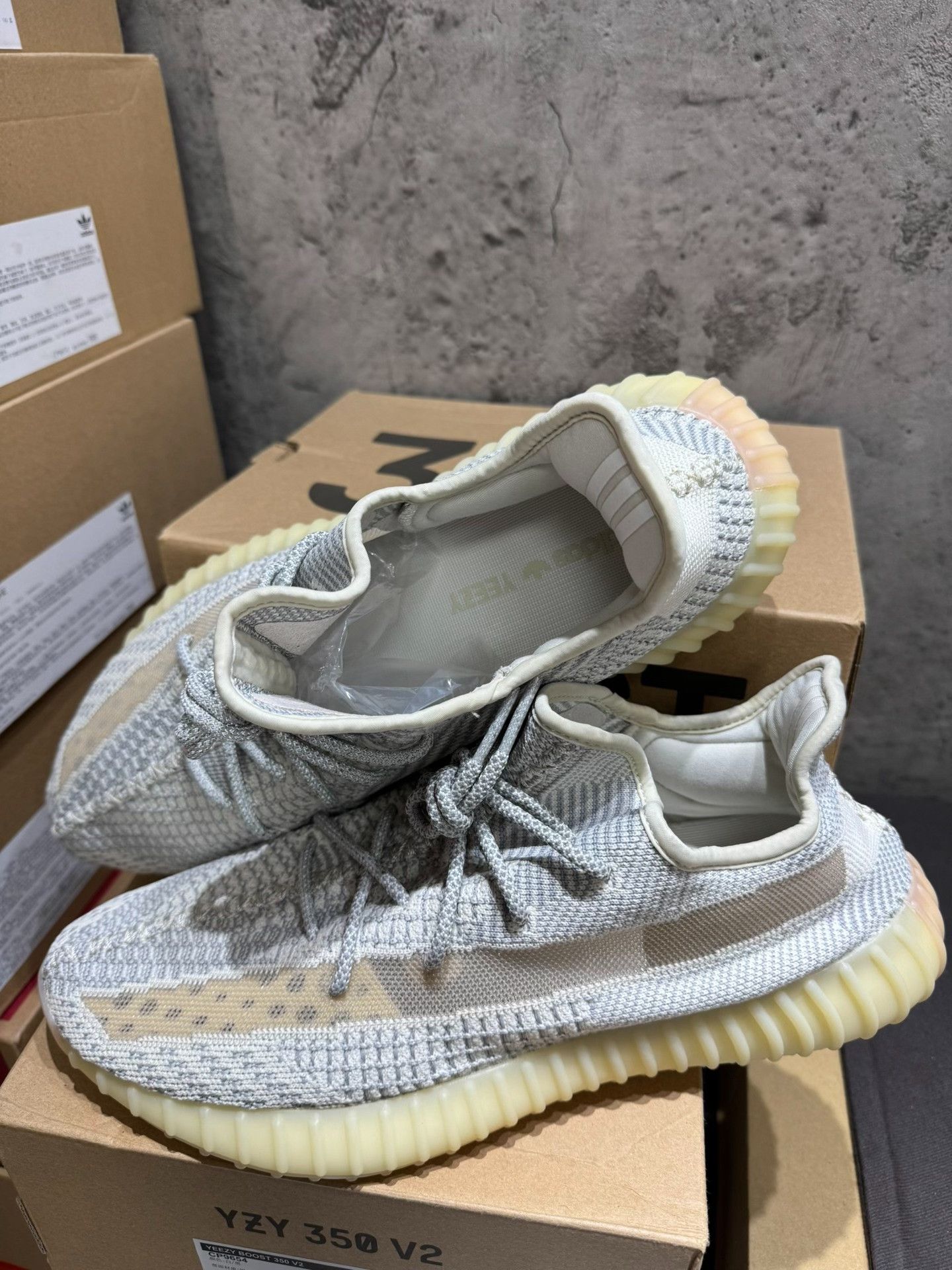 Adidas Adidas YEEZY350 Limited Yellow Lowtop Sneakers 12 Men Size US 12 / EU 45 - 3 Thumbnail