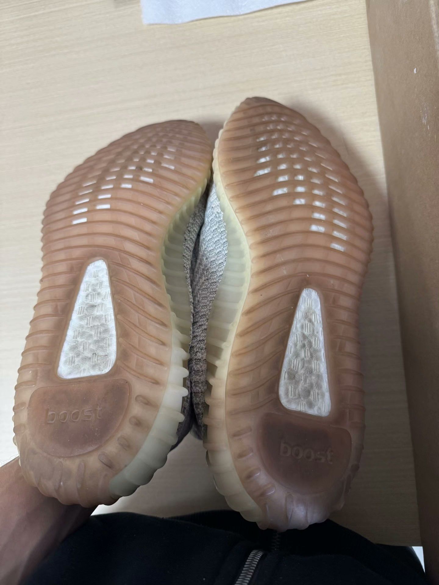 Adidas Adidas YEEZY35 Pink Lowtop Sneakers 9 Men Size US 9 / EU 42 - 5 Thumbnail