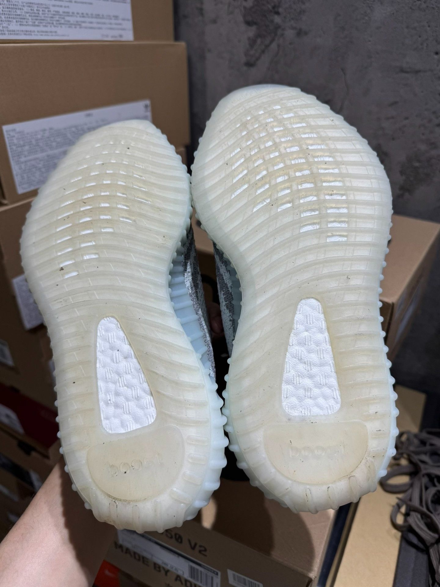 Yeezy Yeezy Blue Lowtop Sneakers 36 Men Size US 5 / EU 37 - 2 Thumbnail