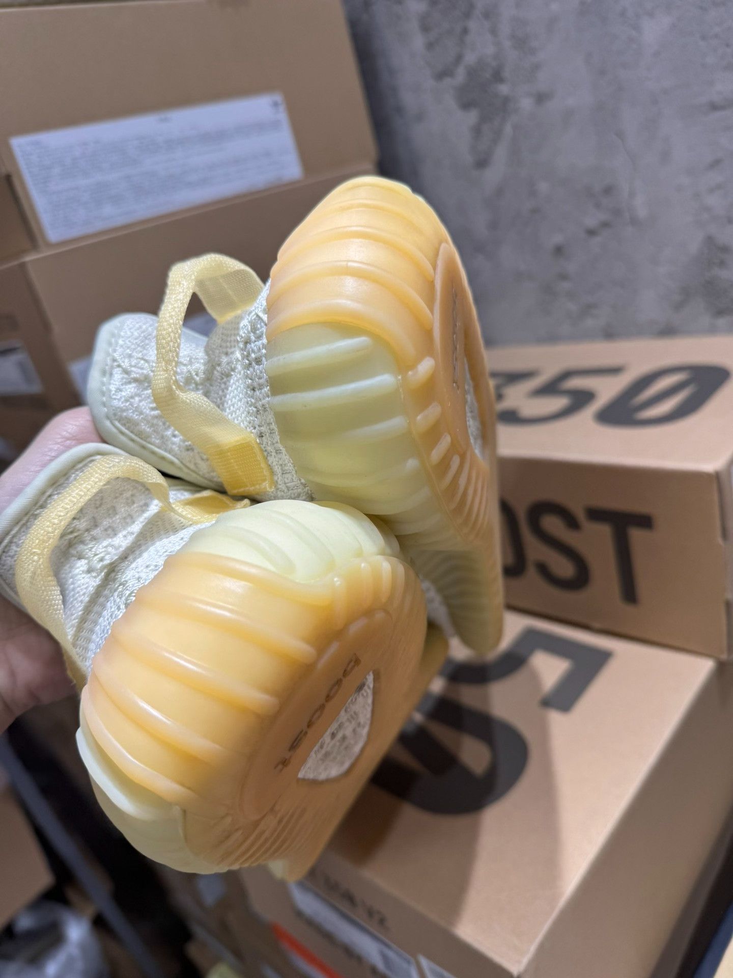 Adidas Adidas Yellow Lowtop Sneakers 35 Men Size US 5 / EU 37 - 8 Thumbnail