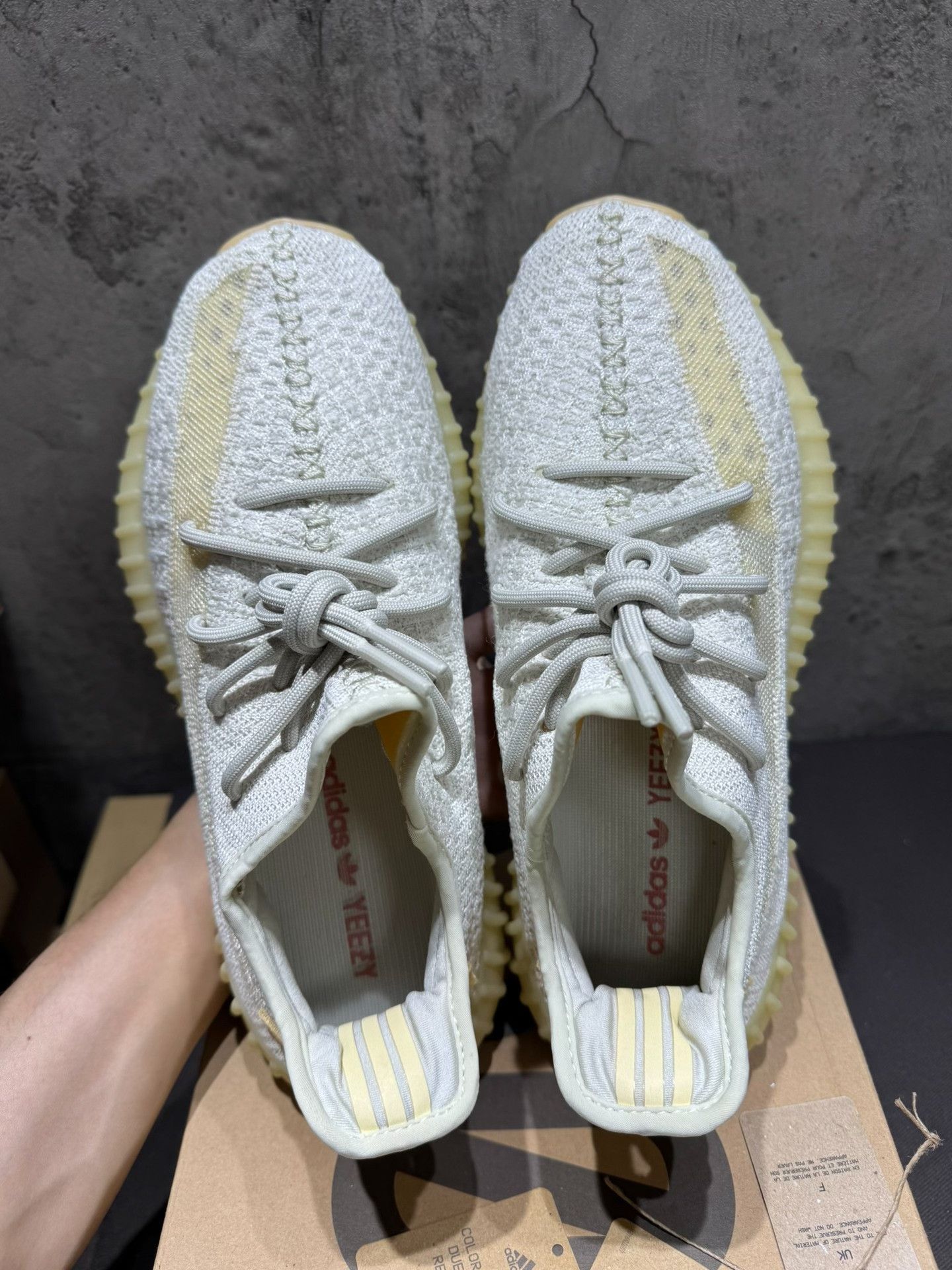 Adidas Adidas Yellow Lowtop Sneakers 35 Men Size US 5 / EU 37 - 3 Thumbnail