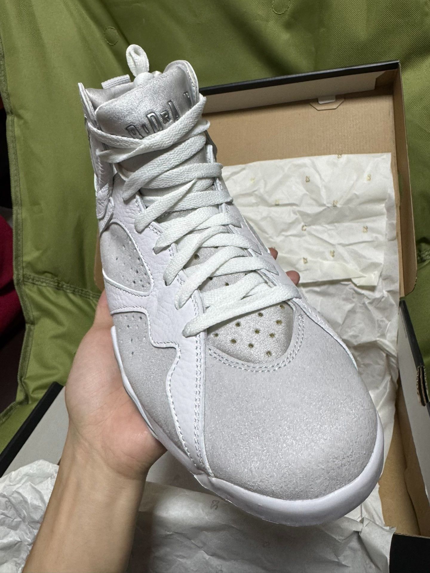 Nike Nike White Lowtop Sneakers 42 Men Size US 9 / EU 42 - 2 Thumbnail