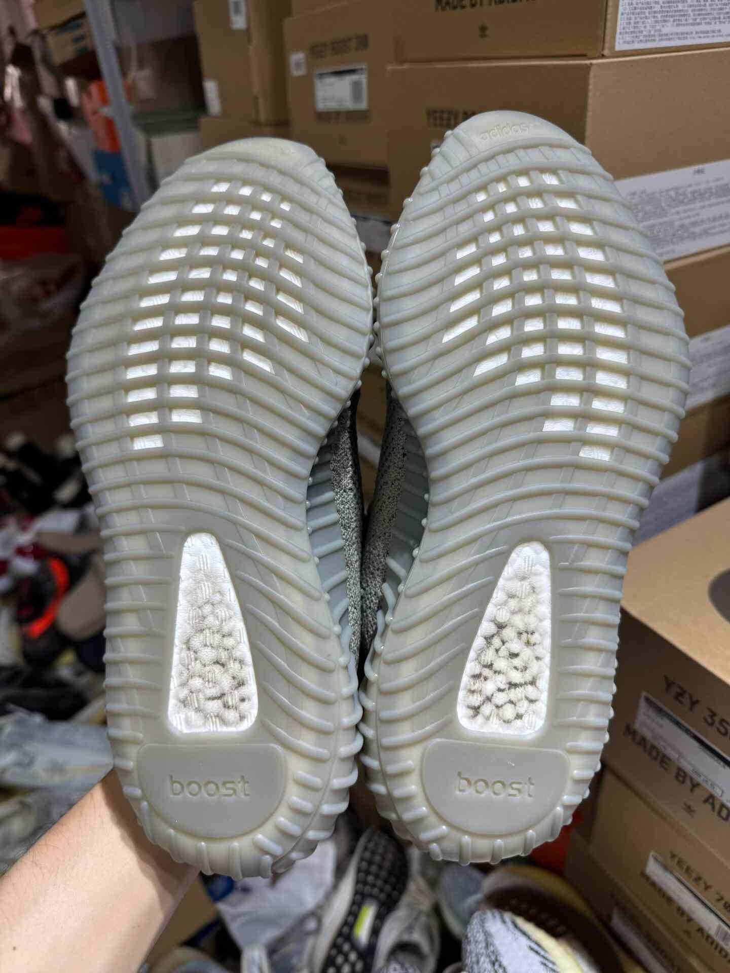 Yeezy Yeezy Multi Lowtop Sneakers 41 Men Size US 8.5 / EU 41-42 - 3 Thumbnail
