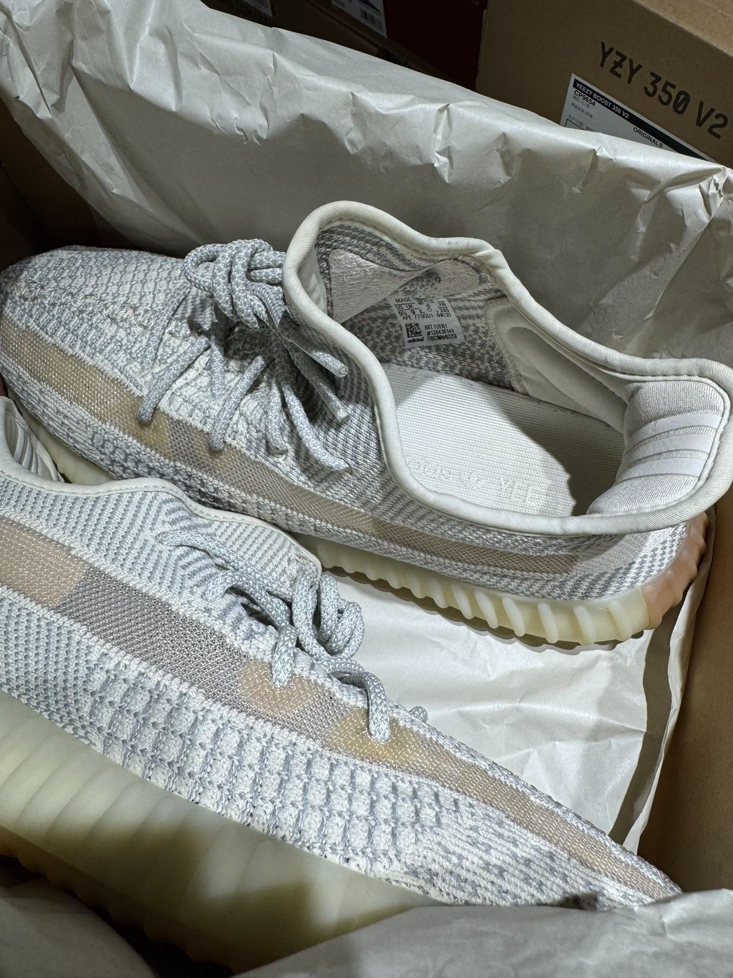 Adidas Adidas YEEZY350 Limited Yellow Lowtop Sneakers 9 Men Size US 9 / EU 42 - 2 Thumbnail