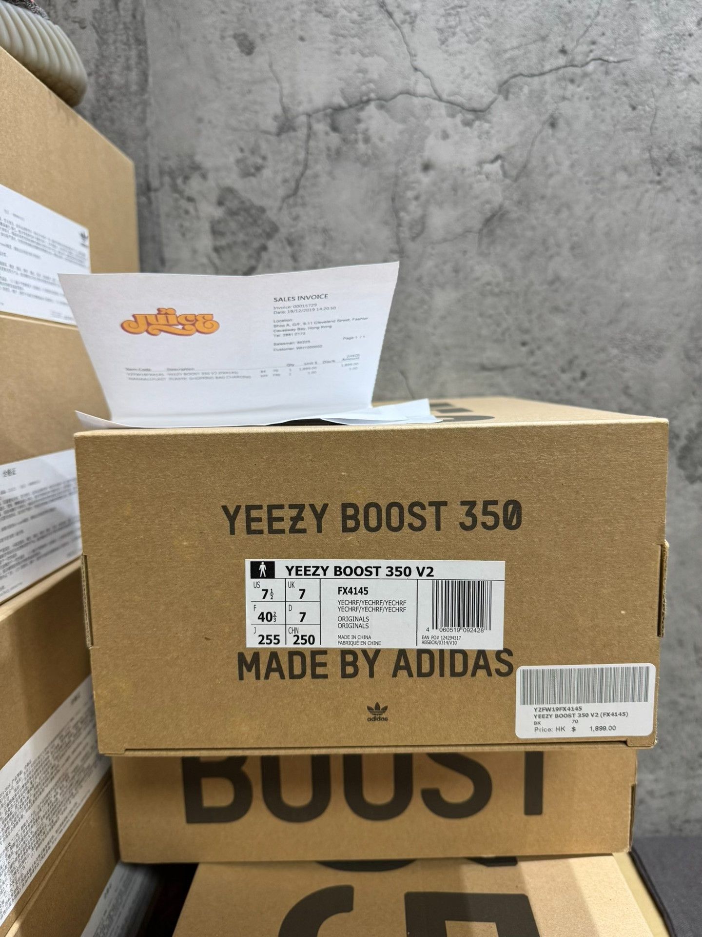 Adidas Adidas YEEZY35 Black Lowtop Sneakers 35 Men Size US 5 / EU 37 - 3 Thumbnail