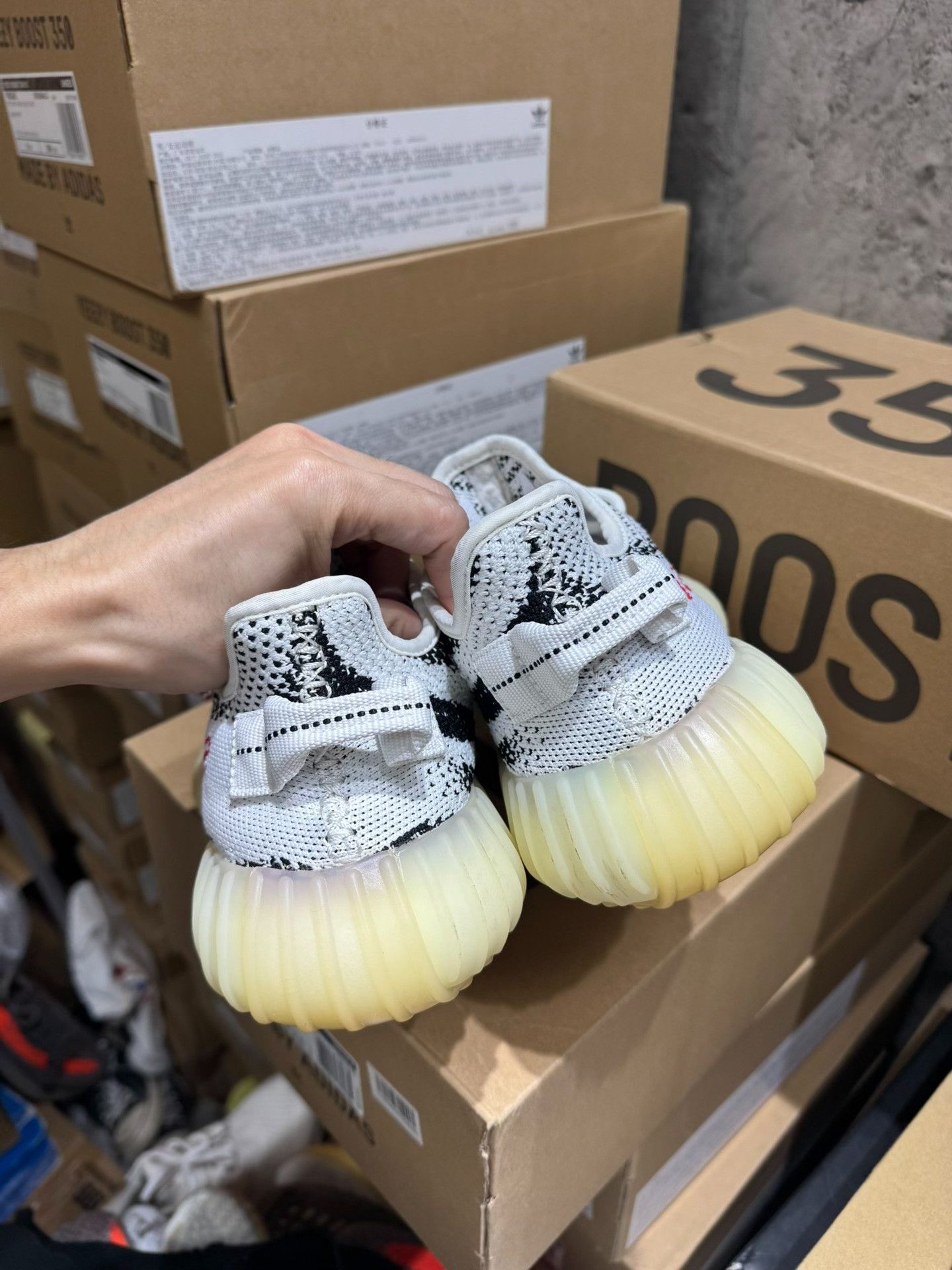 Adidas Adidas YEEZY350 White Lowtop Sneakers 38 Men Size US 6 / EU 39 - 8 Thumbnail